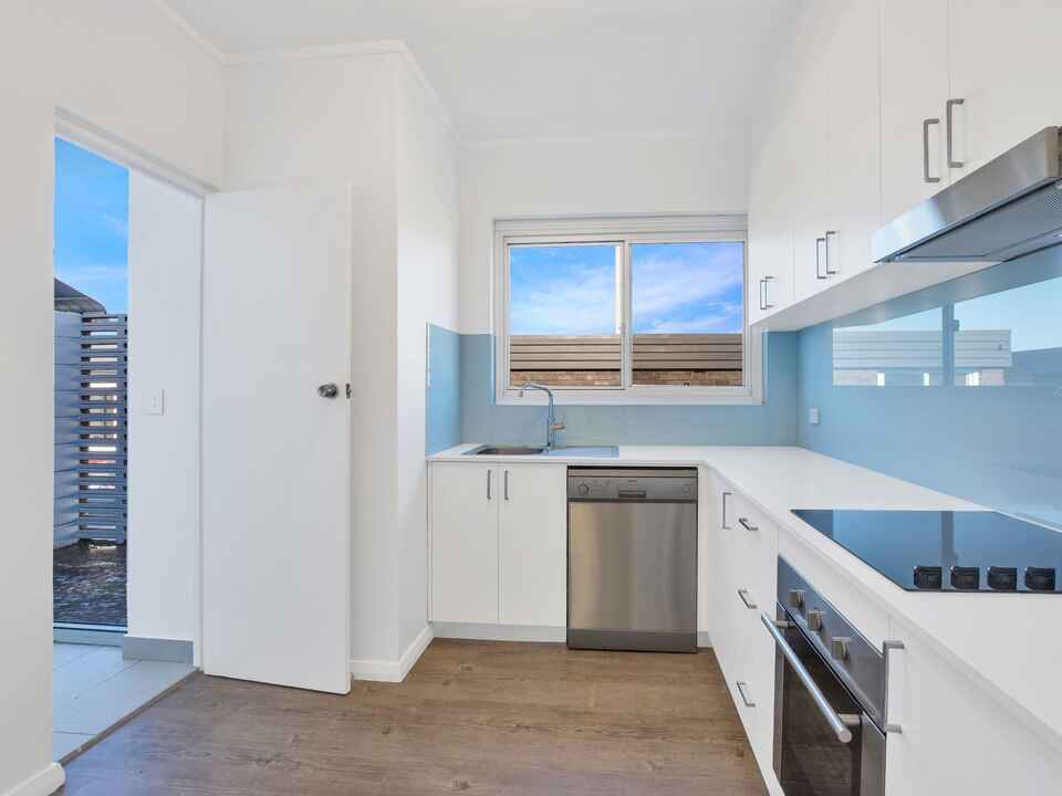 10/15-17 Diamond Bay Road Vaucluse