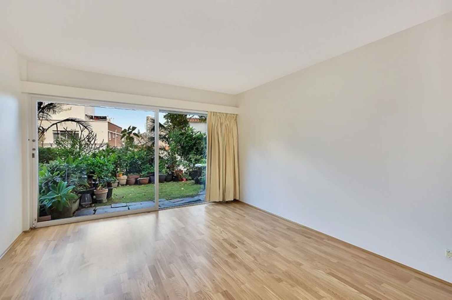 1a/85 Elizabeth Bay Road Elizabeth Bay 1a/85 Elizabeth Bay Road Elizabeth Bay