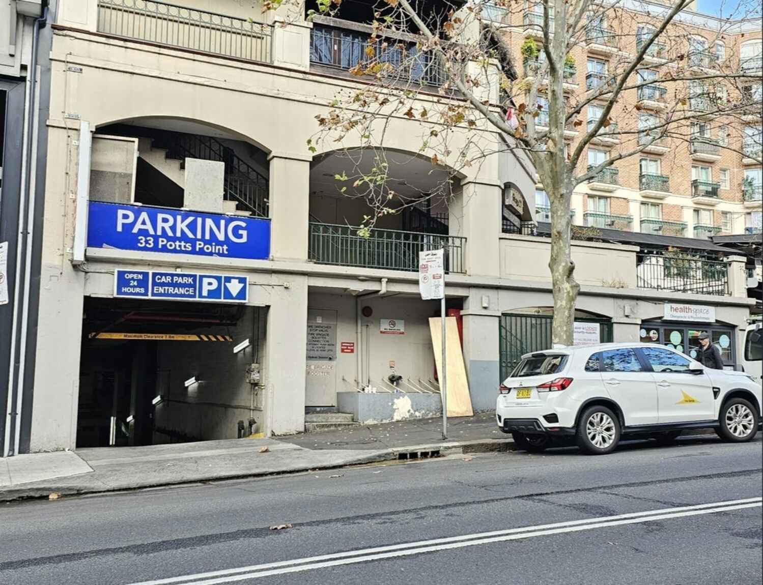 Car/33 Bayswater Road Potts Point