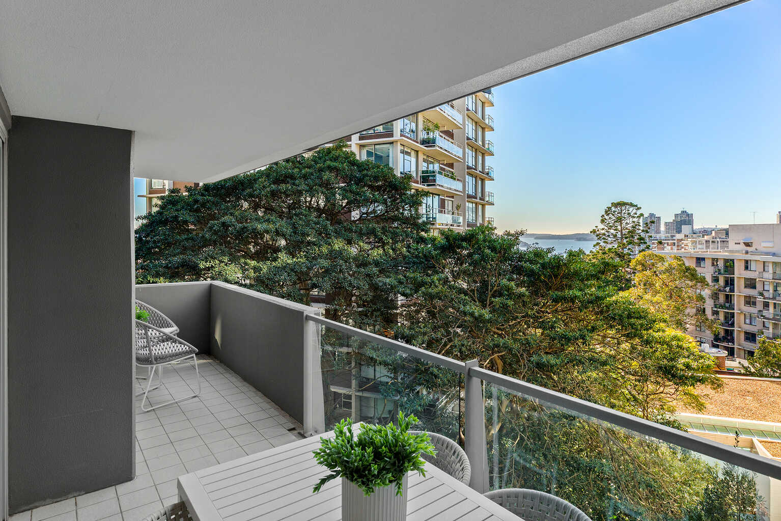 42/6 Greenknowe Avenue Elizabeth Bay