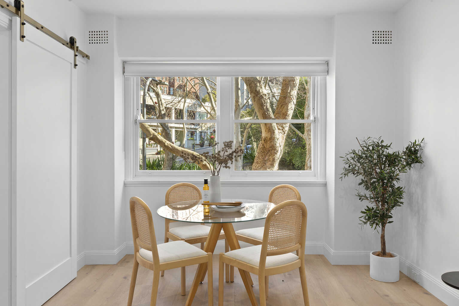 12/24 Onslow Avenue Elizabeth Bay