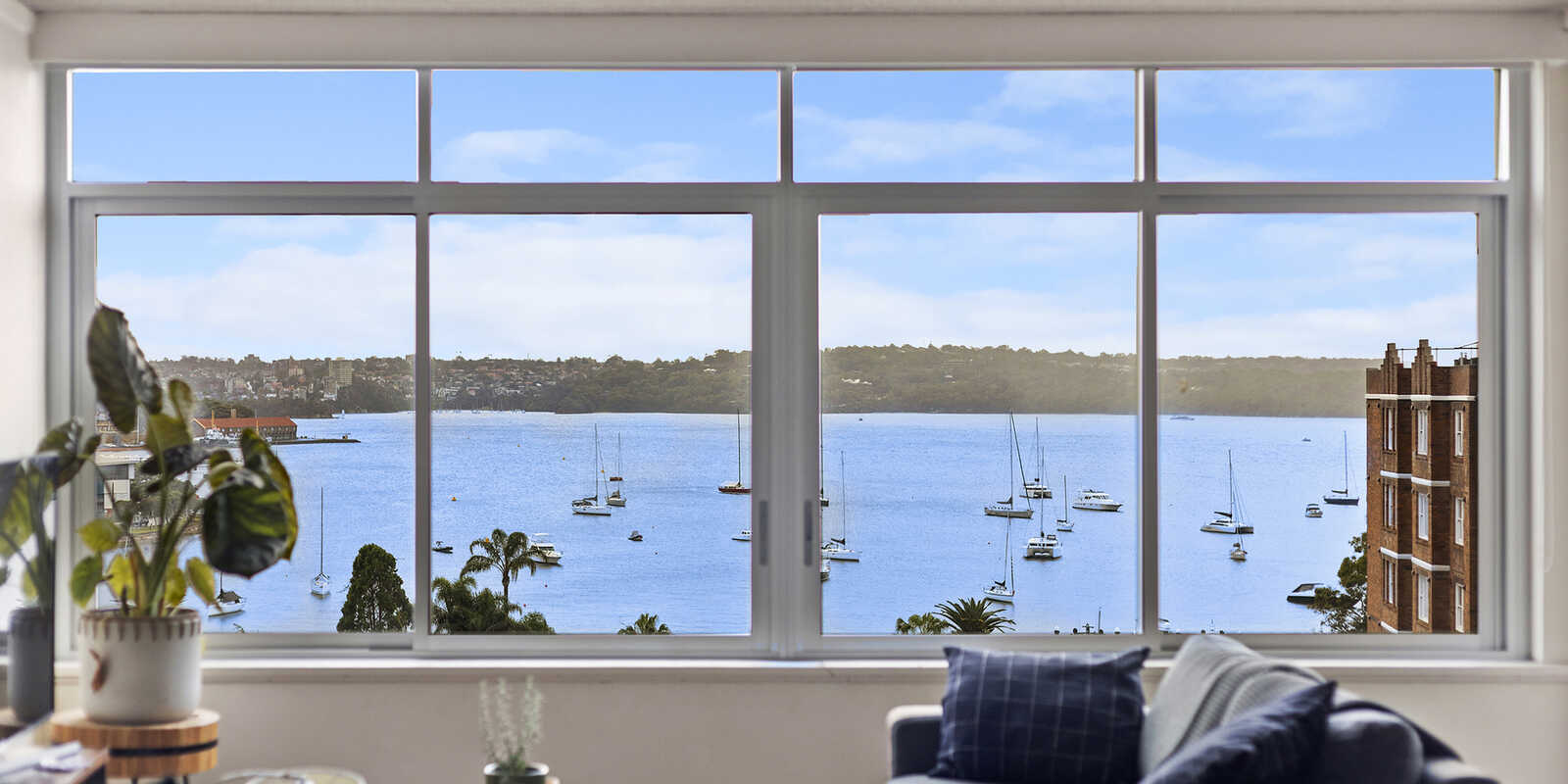 24/19 Ithaca Road Elizabeth Bay