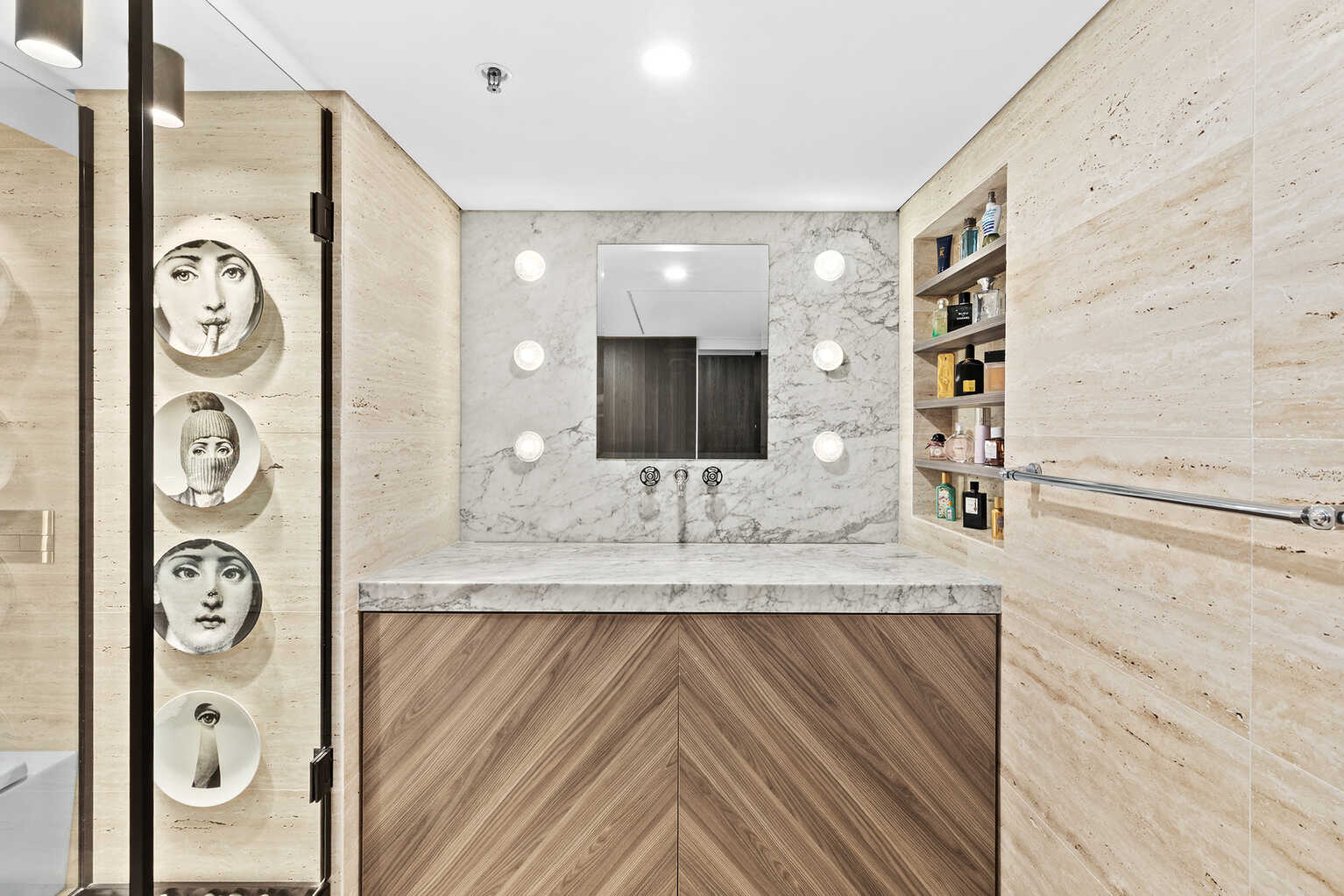 901/81 Macleay Street Potts Point 901/81 Macleay Street Potts Point