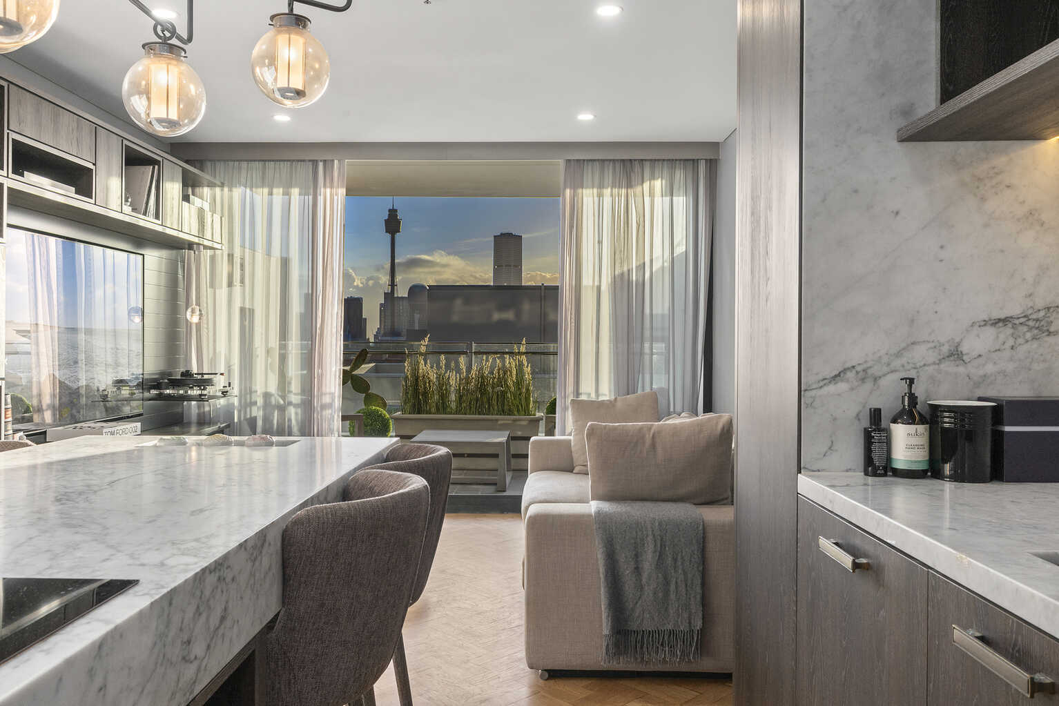 901/81 Macleay Street Potts Point 901/81 Macleay Street Potts Point