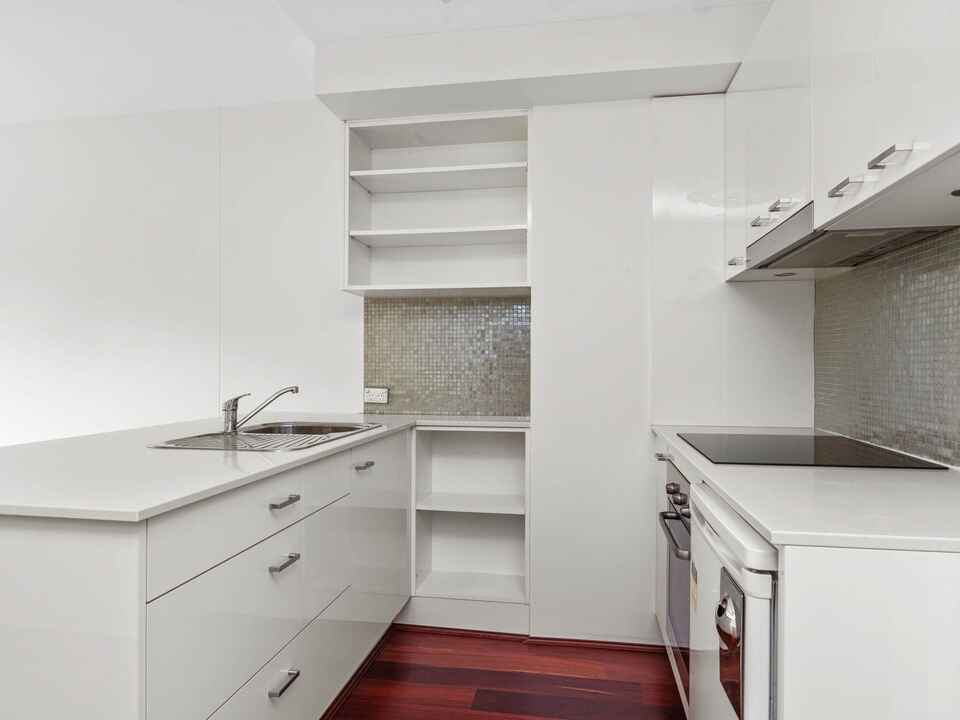 32/50 Roslyn Gardens Elizabeth Bay
