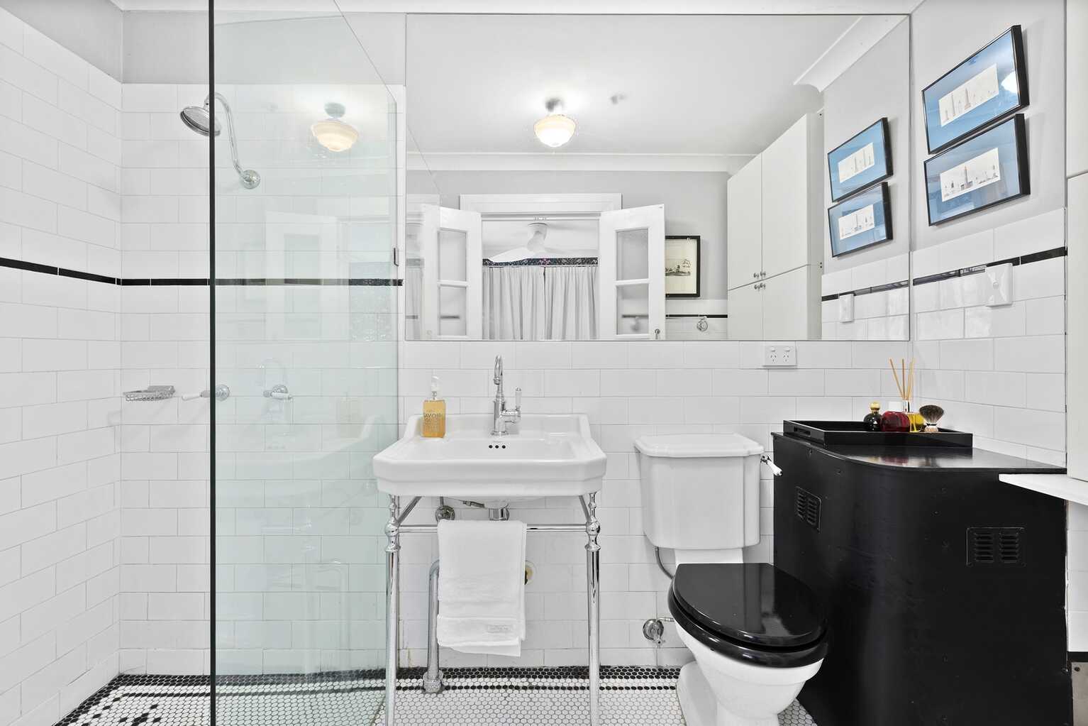 19/3 McDonald Street Potts Point 19/3 McDonald Street Potts Point