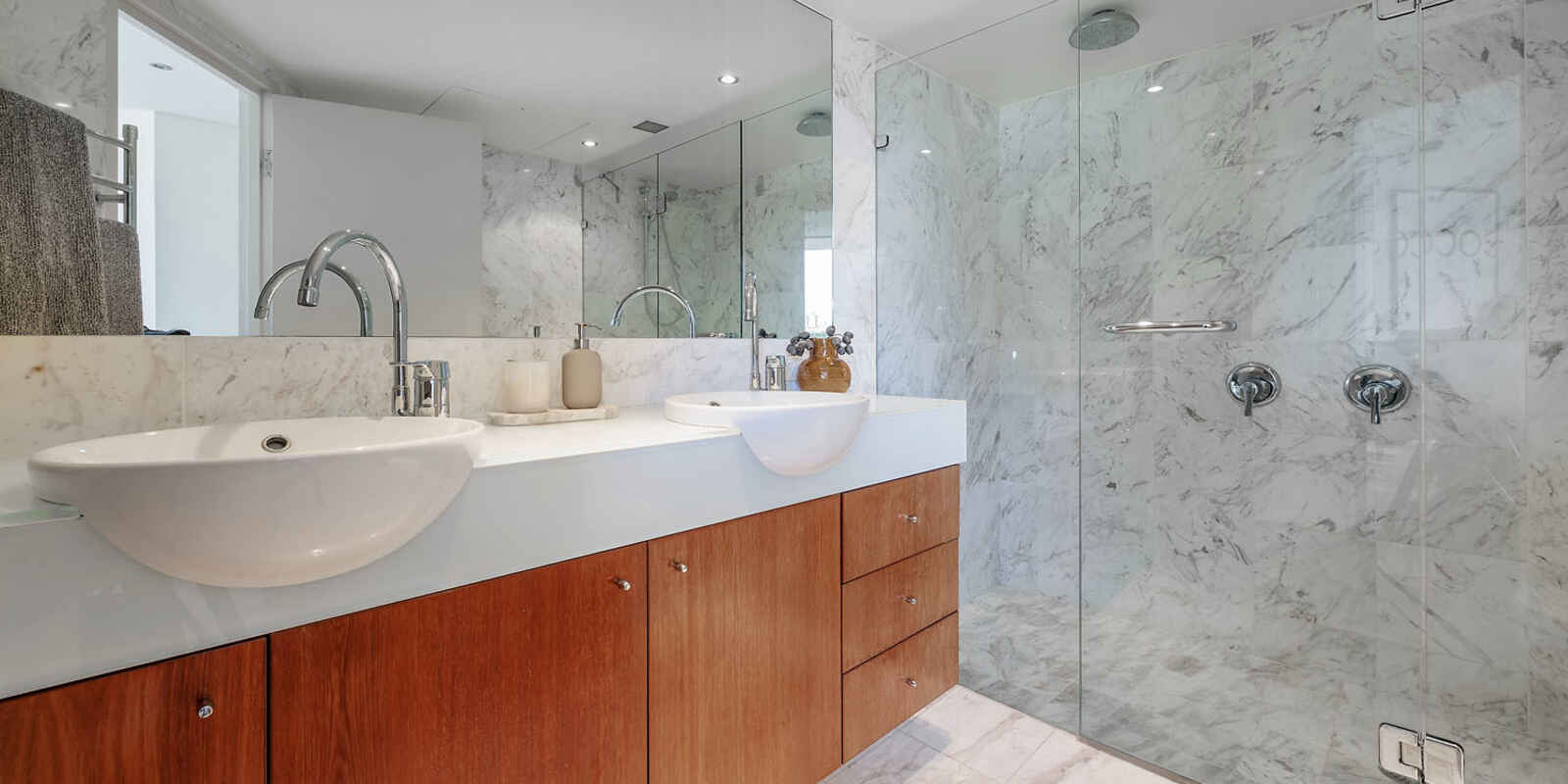 31/8 Greenknowe Avenue Elizabeth Bay