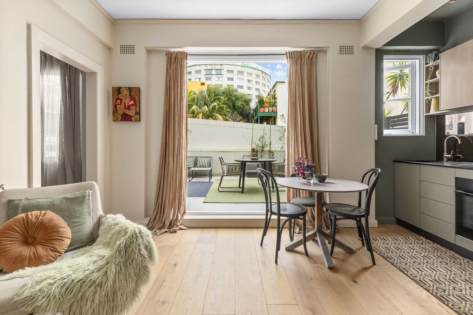 4/199a Victoria Street Potts Point 4/199a Victoria Street Potts Point