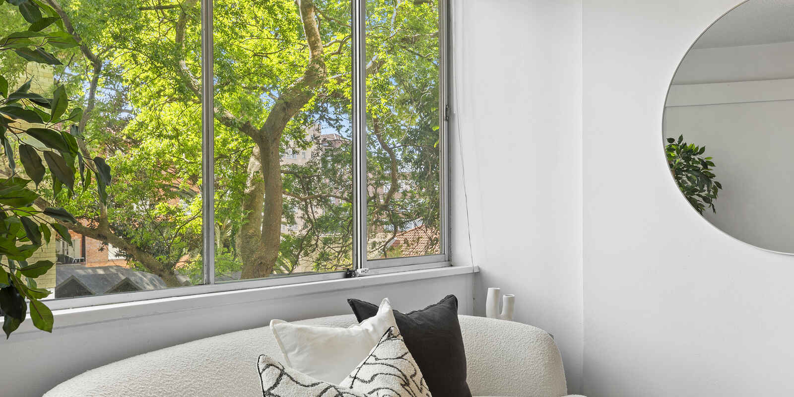 1/80 Elizabeth Bay Road Elizabeth Bay