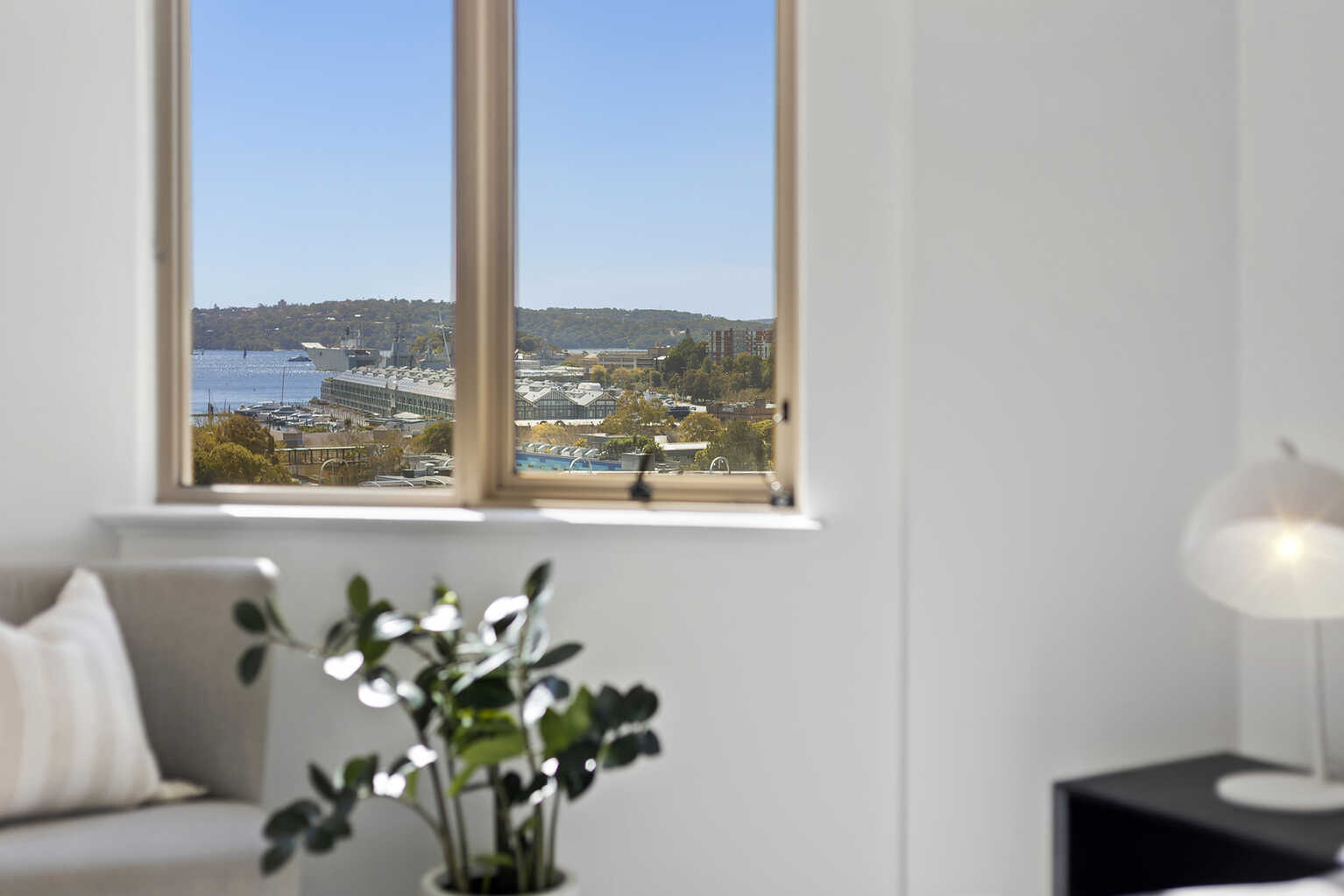 1005/63 Crown Street Woolloomooloo 1005/63 Crown Street Woolloomooloo