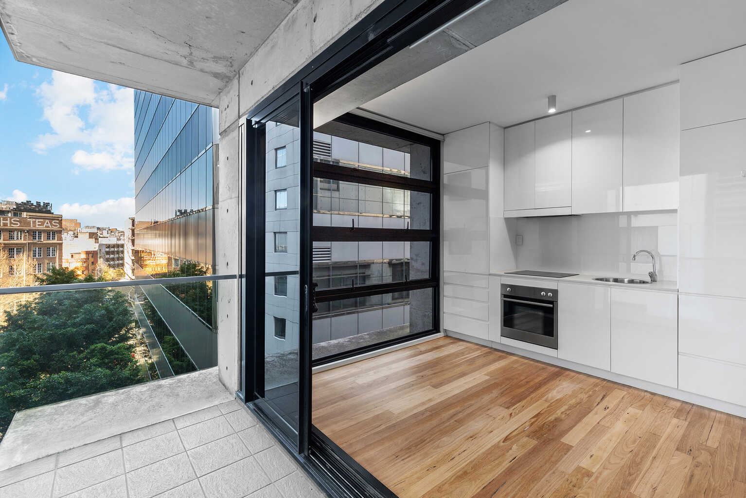 801/21 Alberta Street Sydney