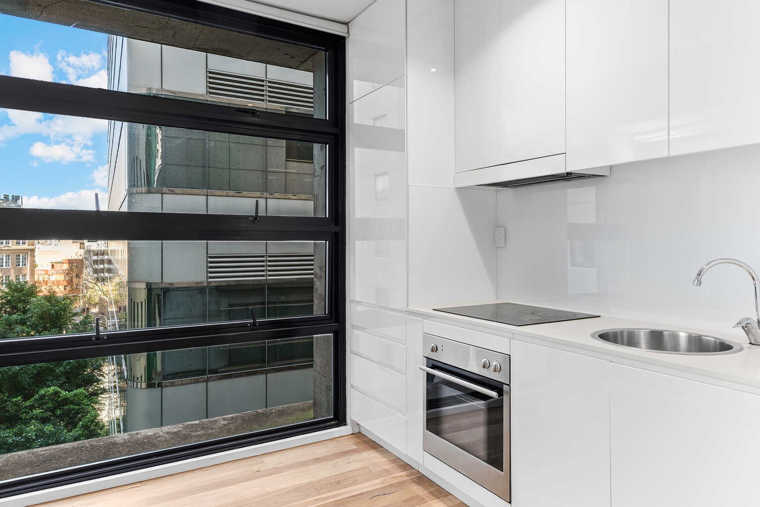 801/21 Alberta Street Sydney
