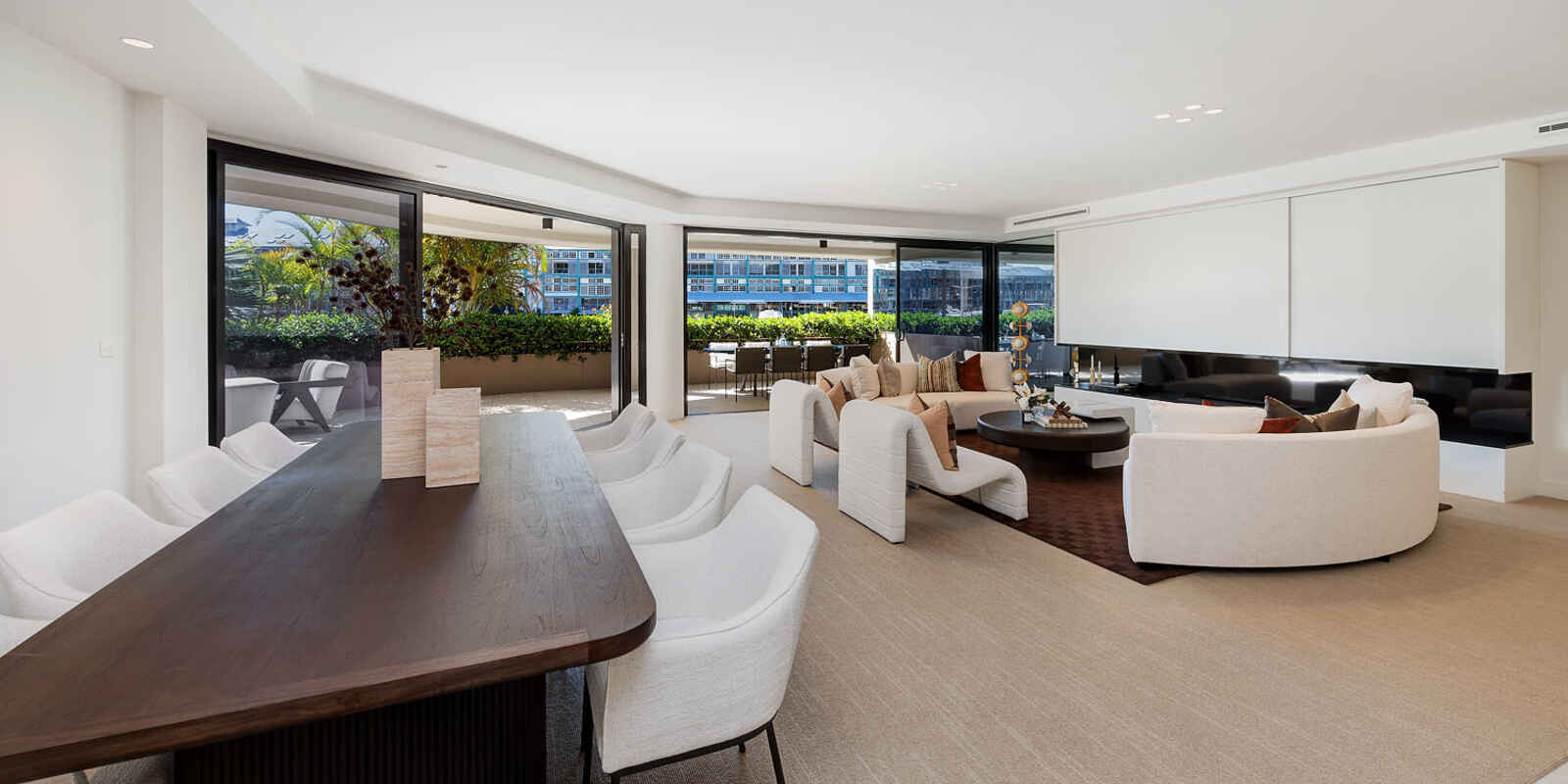 10/10 Lincoln Crescent Woolloomooloo 10/10 Lincoln Crescent Woolloomooloo