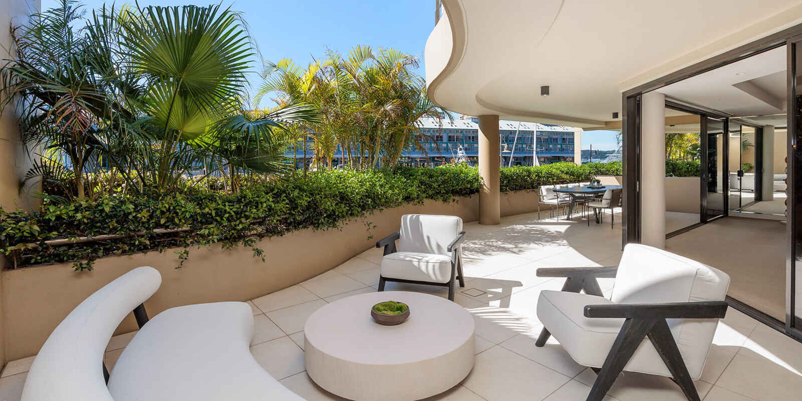 10/10 Lincoln Crescent Woolloomooloo 10/10 Lincoln Crescent Woolloomooloo