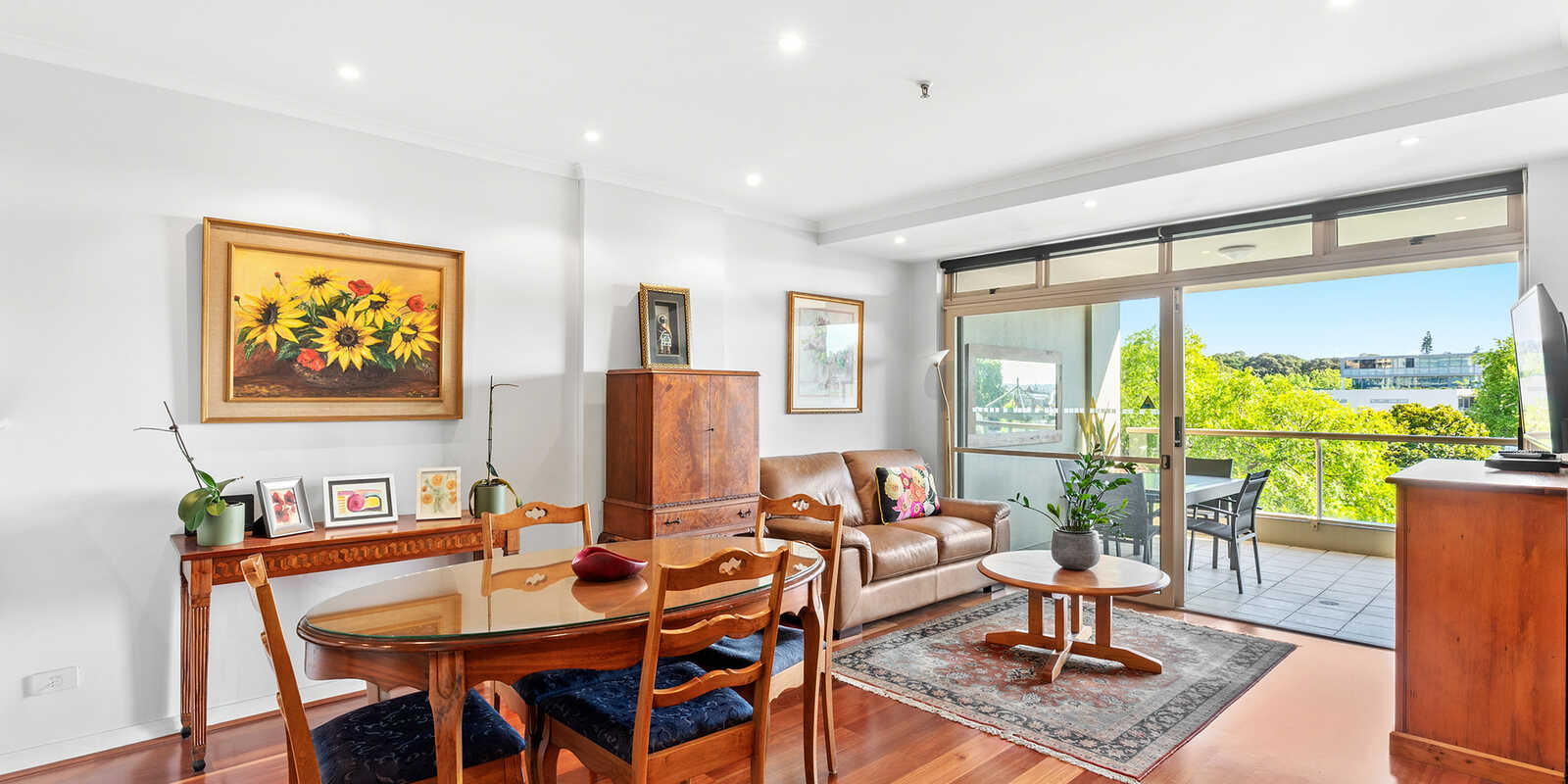 310/63 Crown Street Woolloomooloo 310/63 Crown Street Woolloomooloo