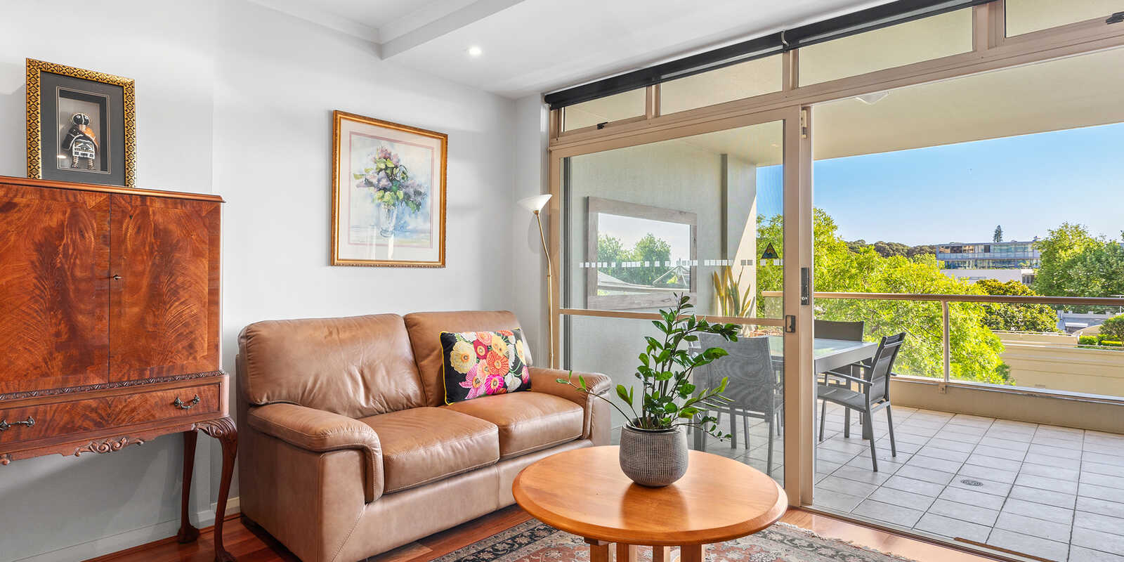 310/63 Crown Street Woolloomooloo 310/63 Crown Street Woolloomooloo