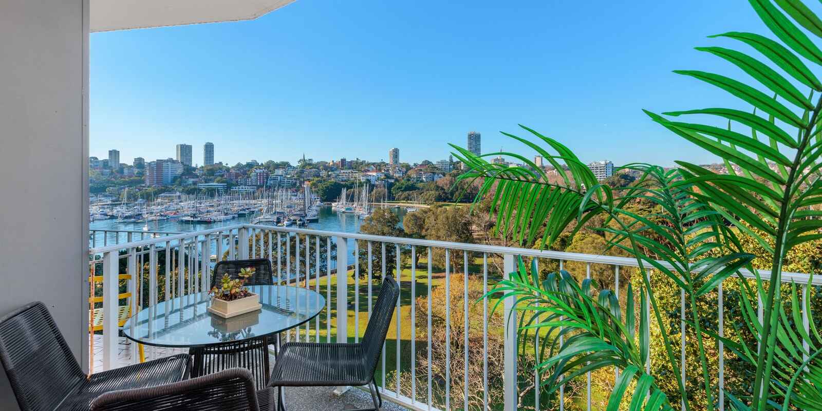 42/1 Holdsworth Avenue Elizabeth Bay