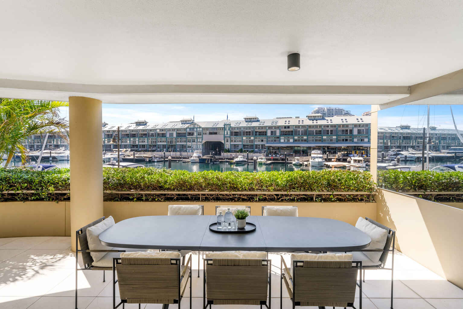 10/10 Lincoln Crescent Woolloomooloo 10/10 Lincoln Crescent Woolloomooloo