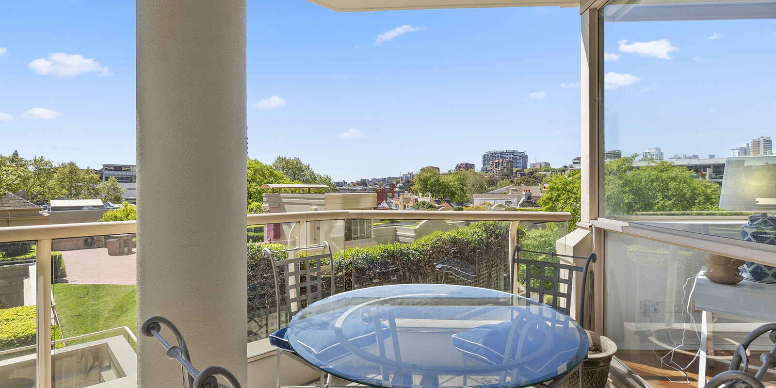 303/63 Crown Street Woolloomooloo