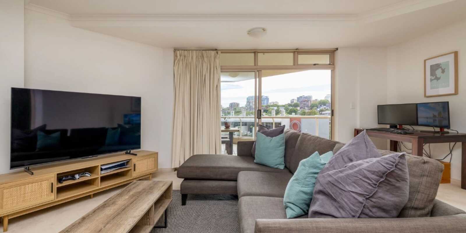 512/63 Crown Street Woolloomooloo
