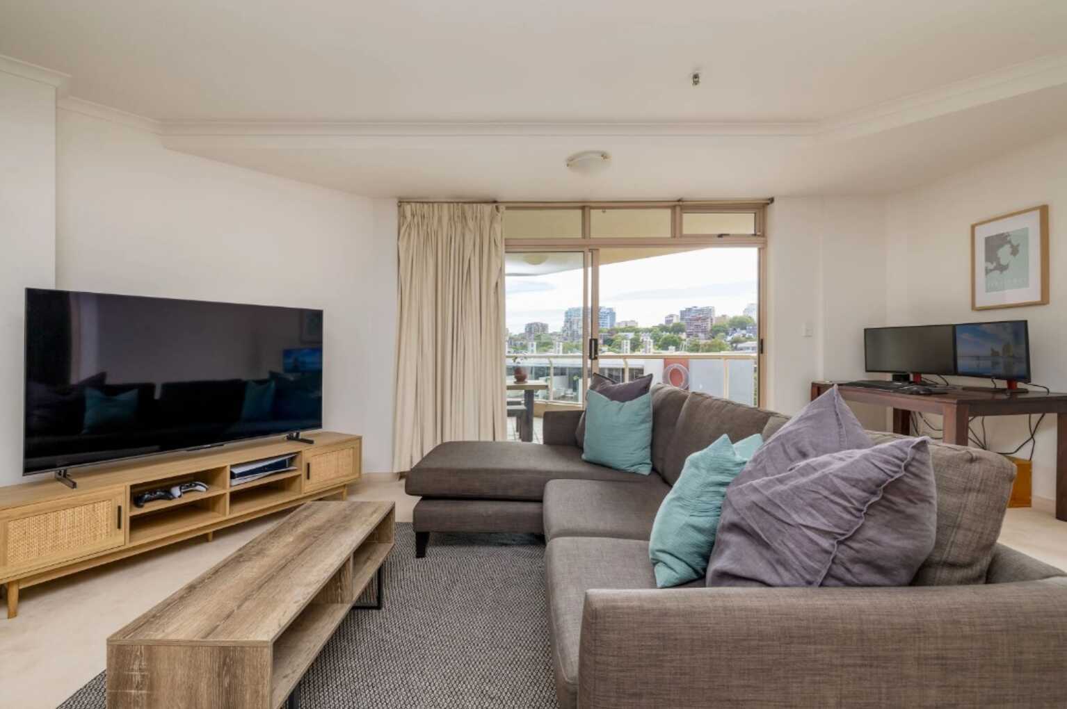512/63 Crown Street Woolloomooloo