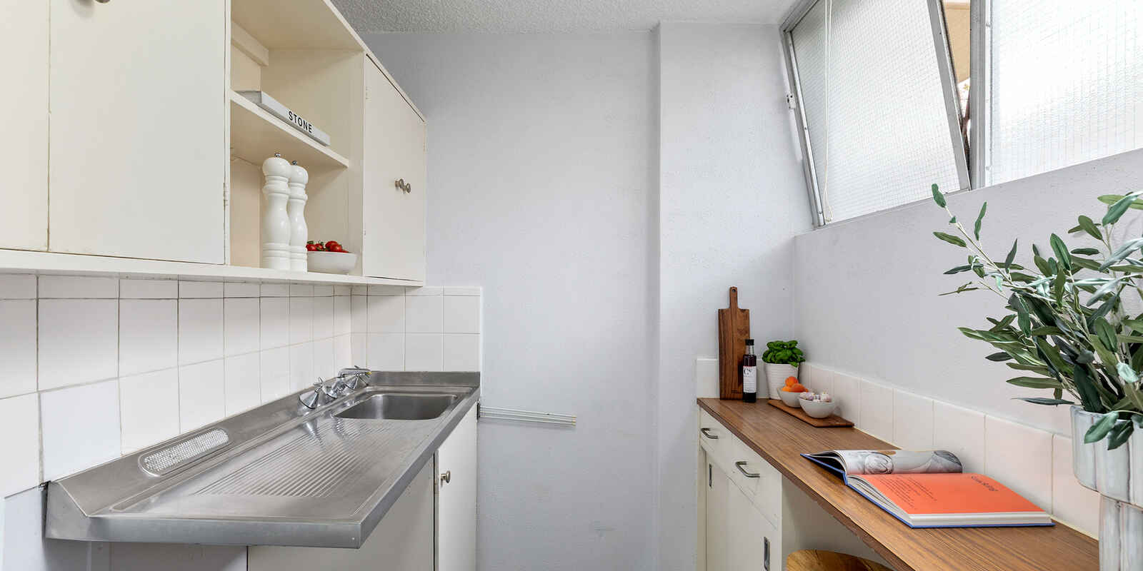 38/50-58 Roslyn Gardens Elizabeth Bay