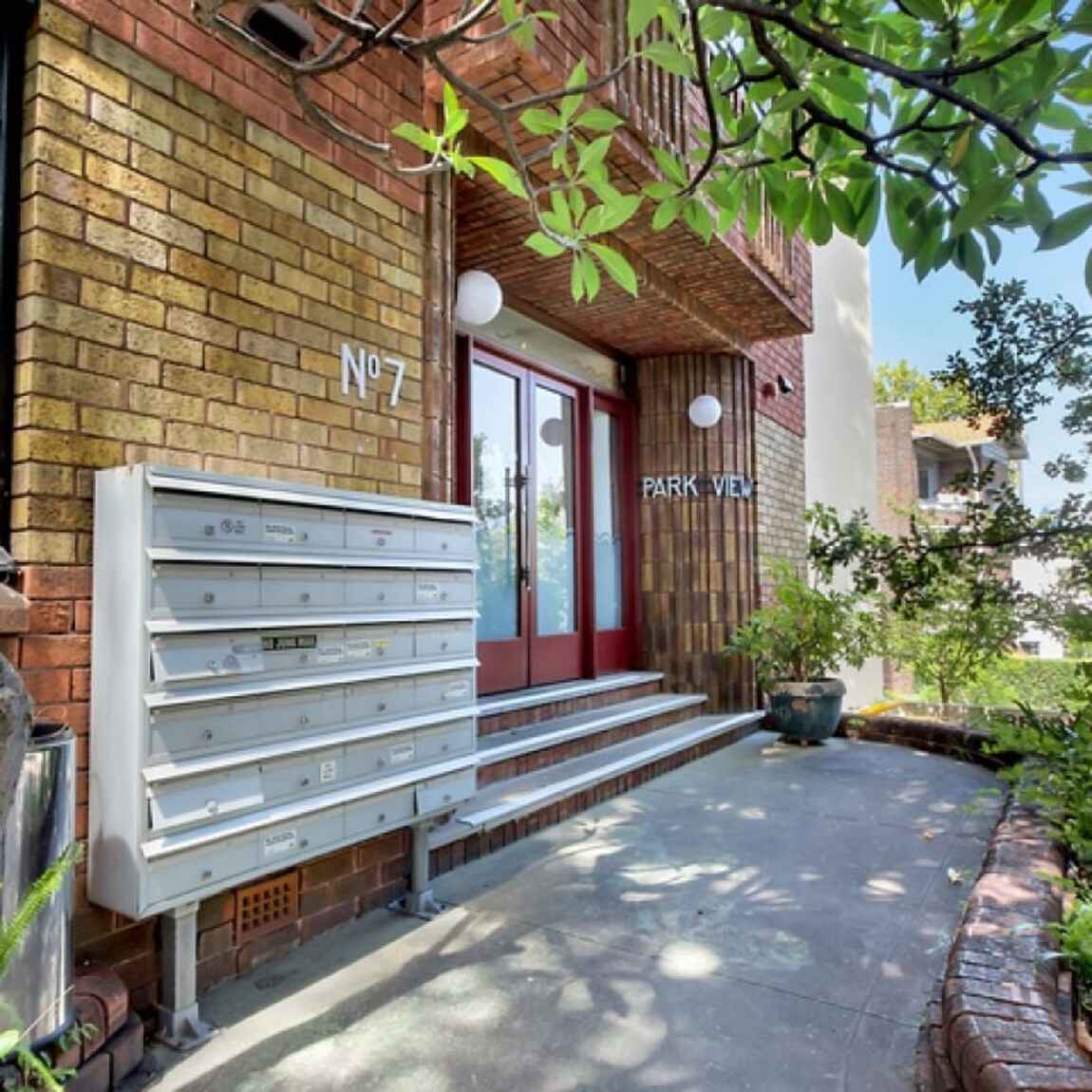 21/7 St Neot Avenue Potts Point