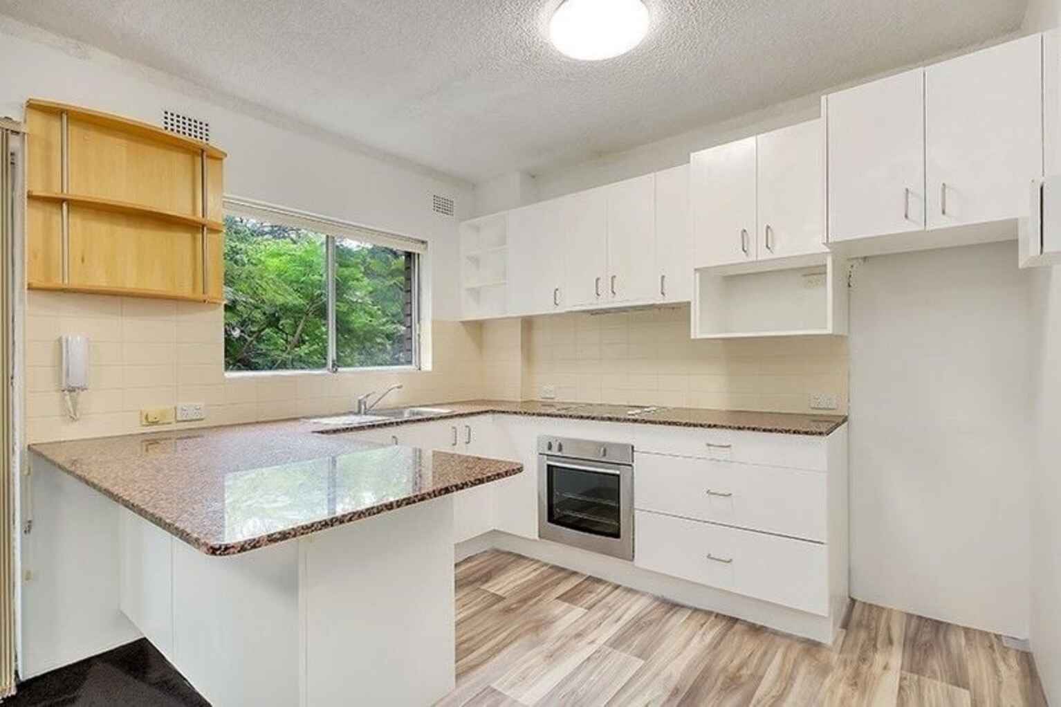 3/27A Eaton Street Neutral Bay