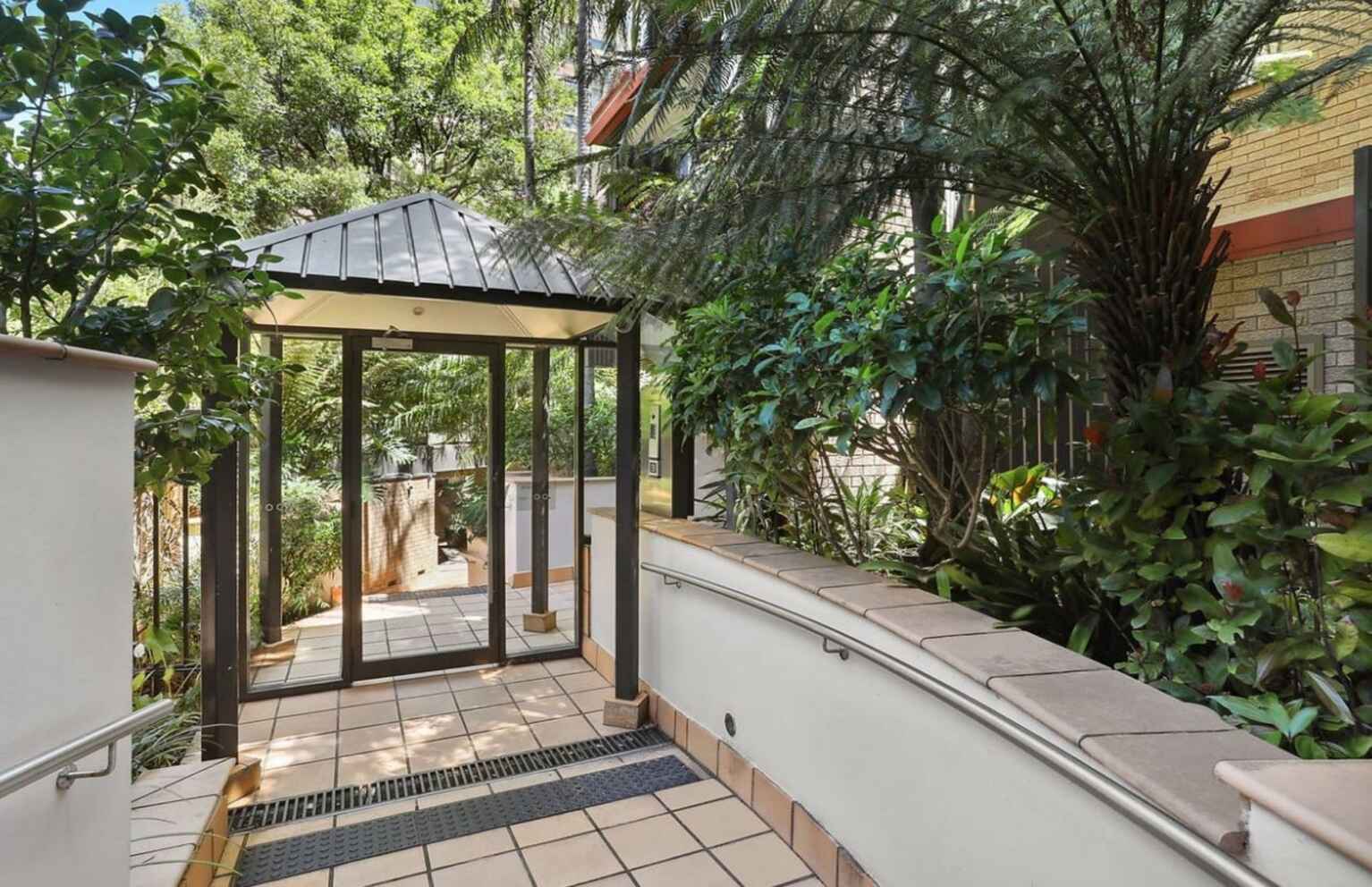 910/73 Victoria Street Potts Point