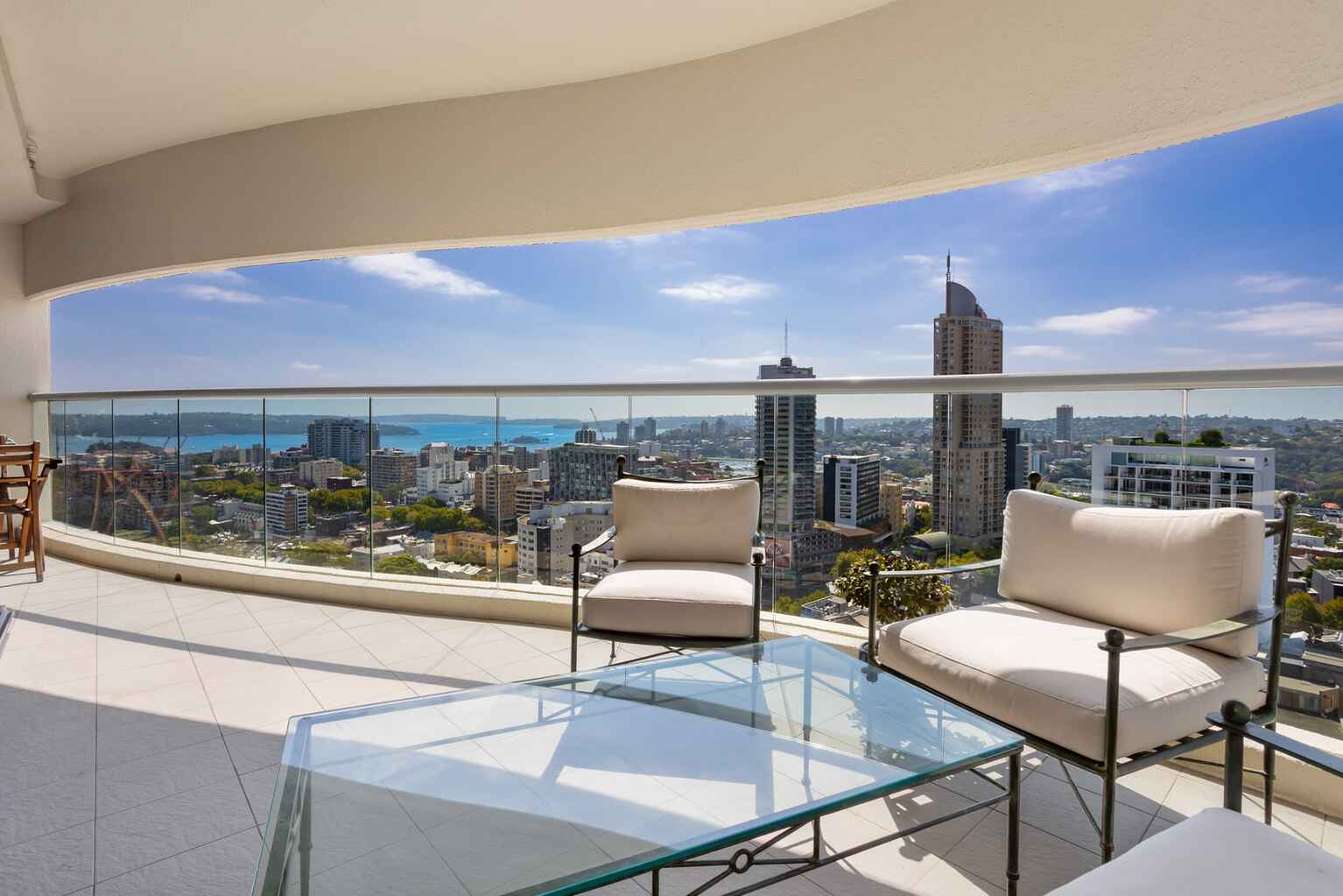 2305/184 Forbes Street Darlinghurst