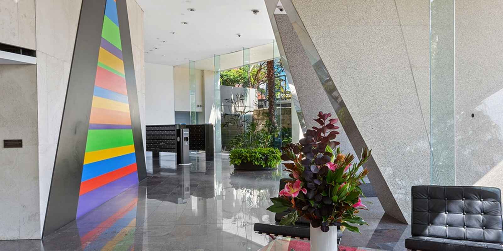 2305/184 Forbes Street Darlinghurst