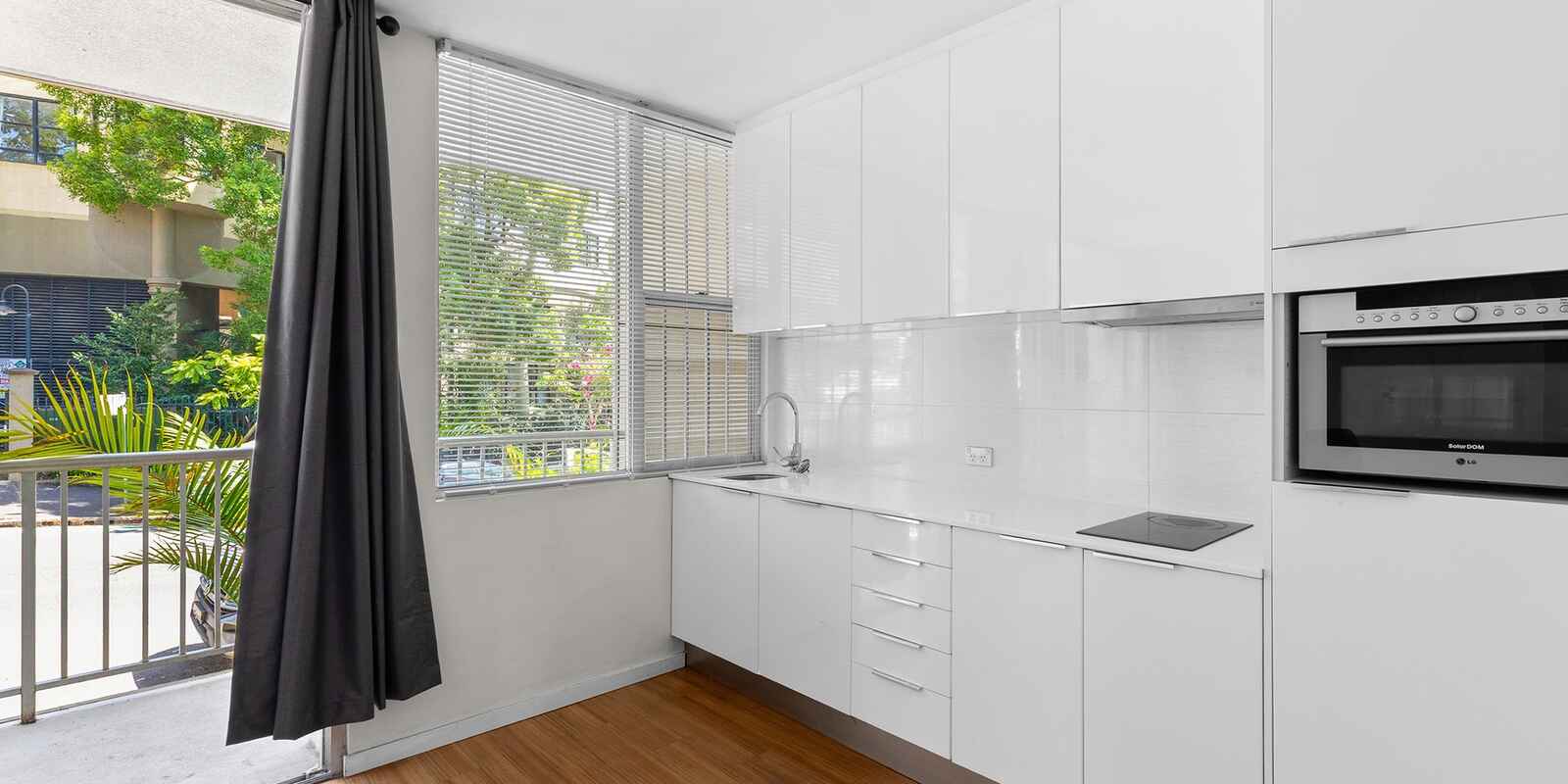 105/76 Roslyn Gardens Rushcutters Bay 105/76 Roslyn Gardens Rushcutters Bay