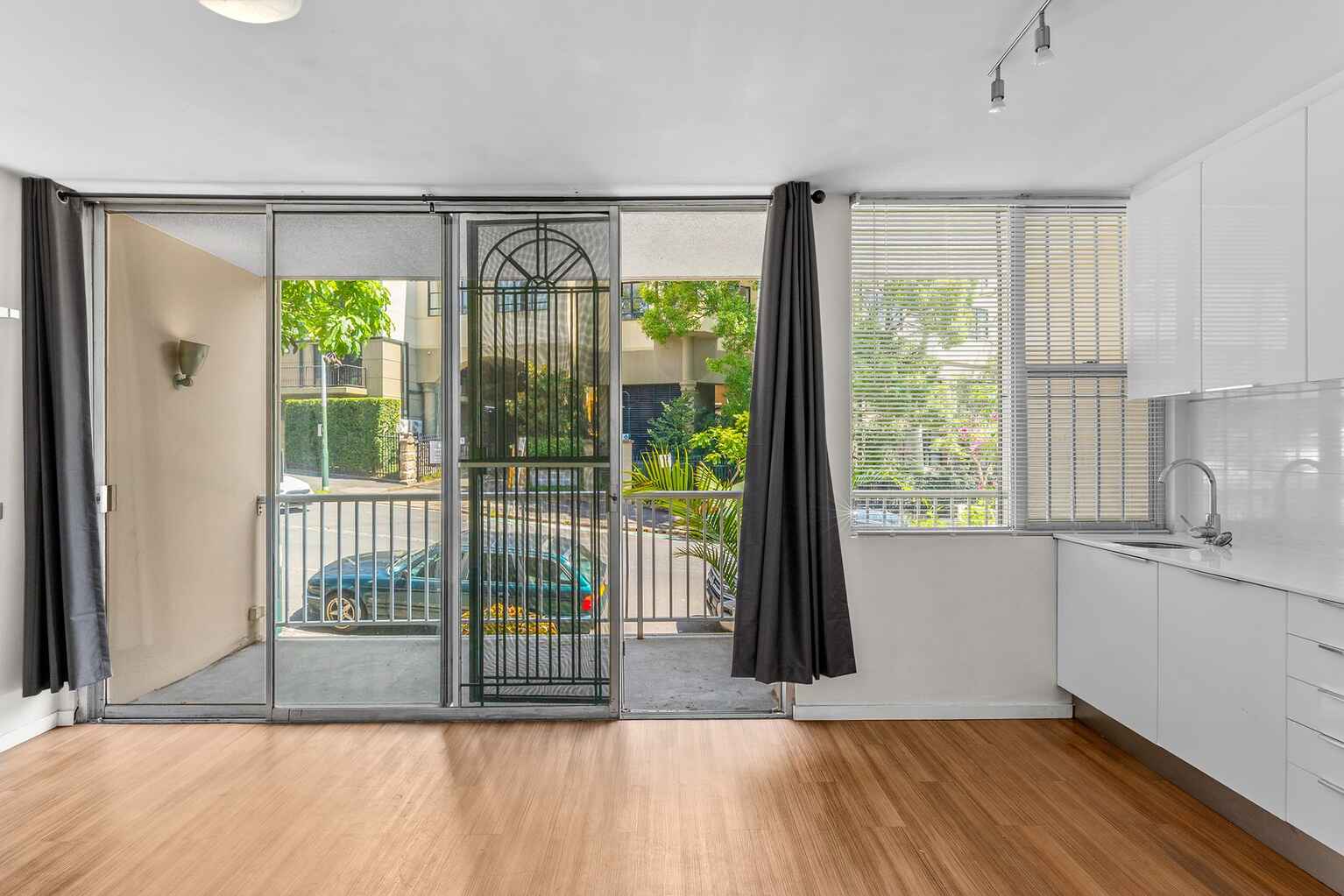 105/76 Roslyn Gardens Rushcutters Bay 105/76 Roslyn Gardens Rushcutters Bay