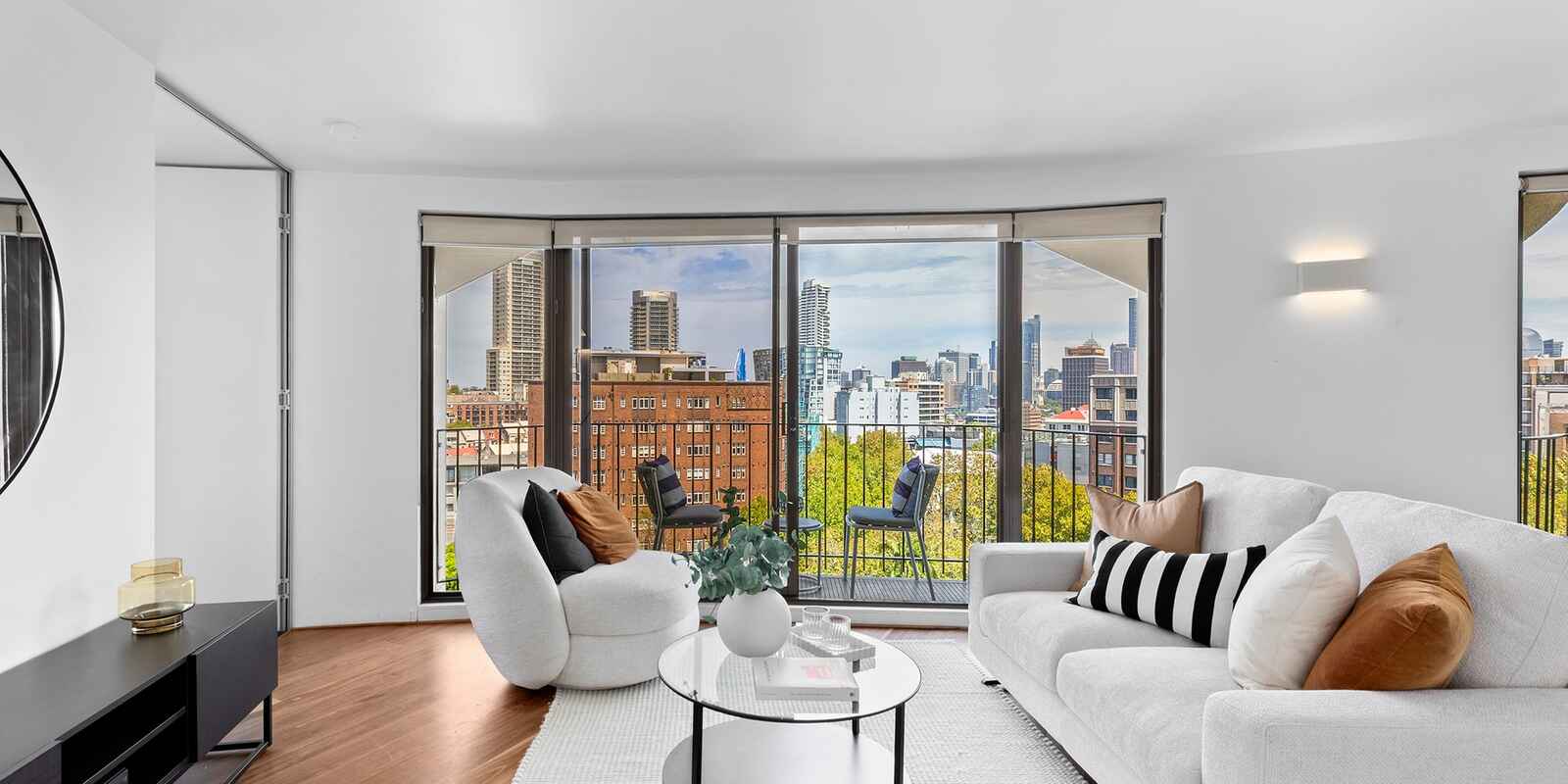 1103/2 Elizabeth Bay Road Elizabeth Bay