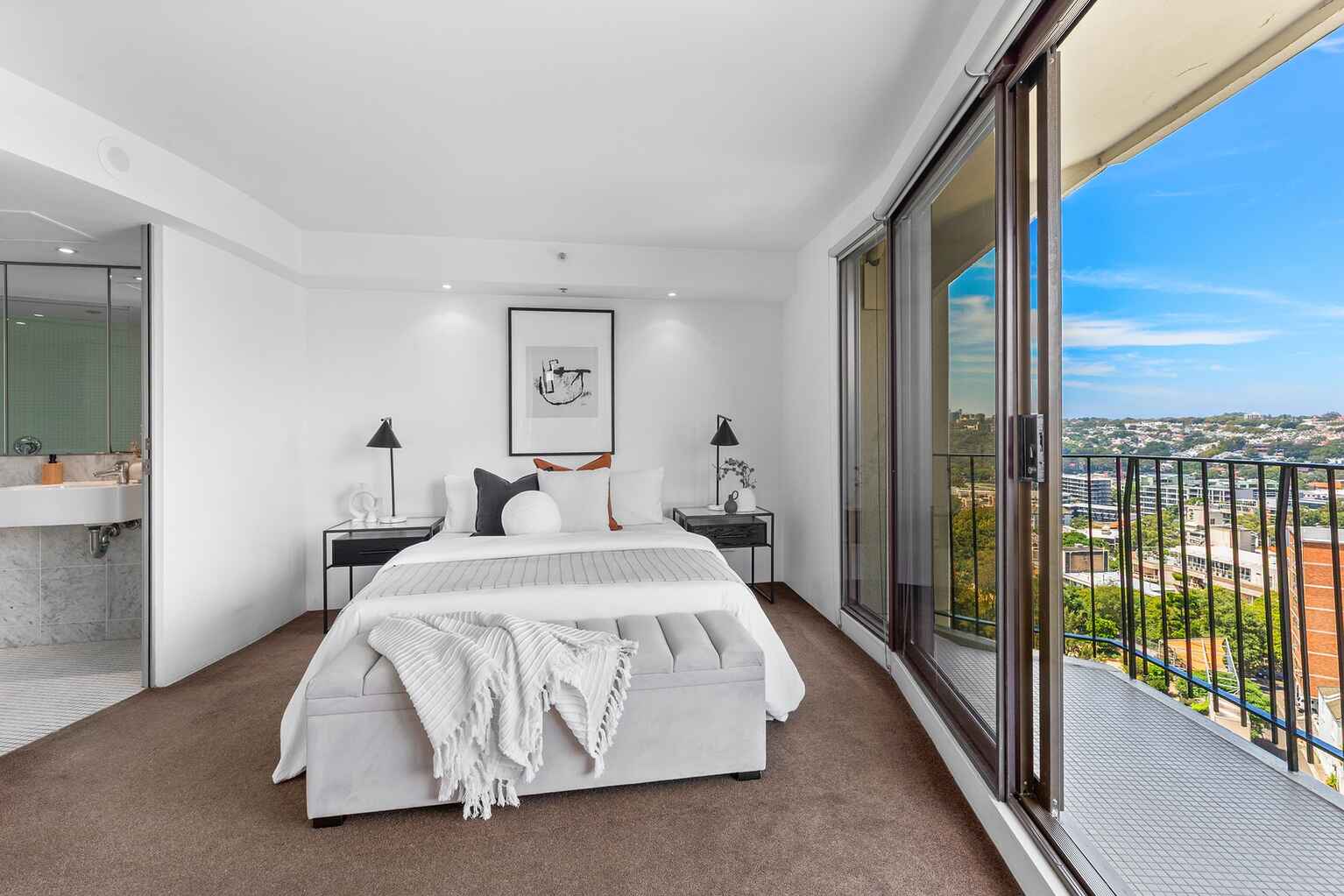 1103/2 Elizabeth Bay Road Elizabeth Bay