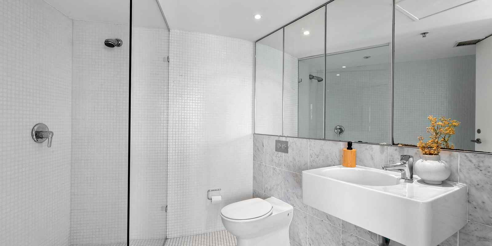 1103/2 Elizabeth Bay Road Elizabeth Bay