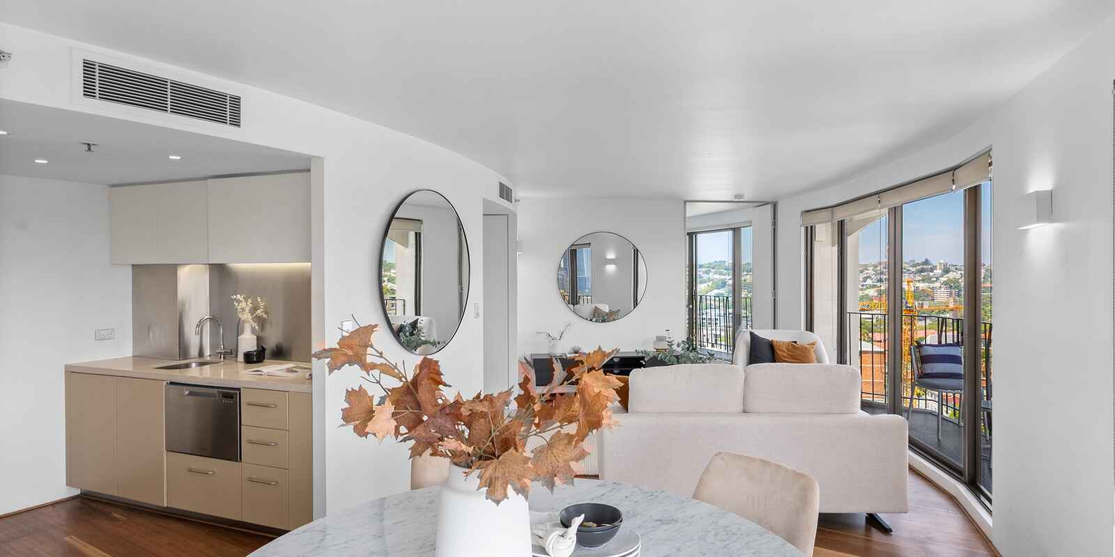 1103/2 Elizabeth Bay Road Elizabeth Bay