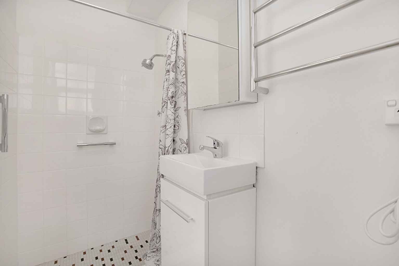 13/147 Brougham Street Woolloomooloo