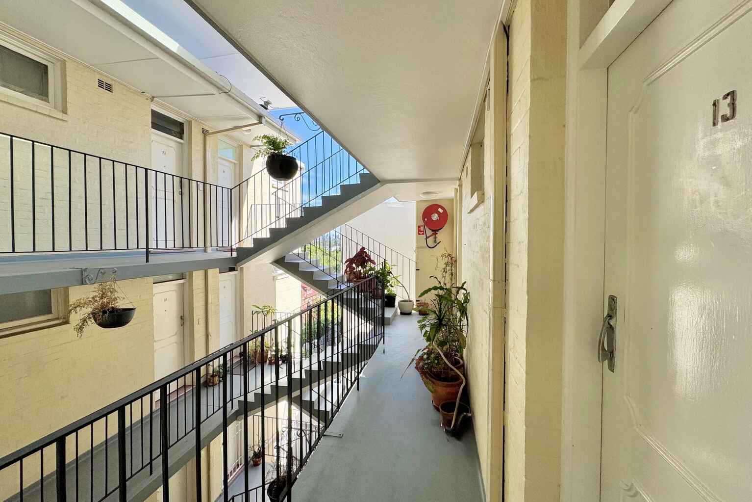 13/147 Brougham Street Woolloomooloo