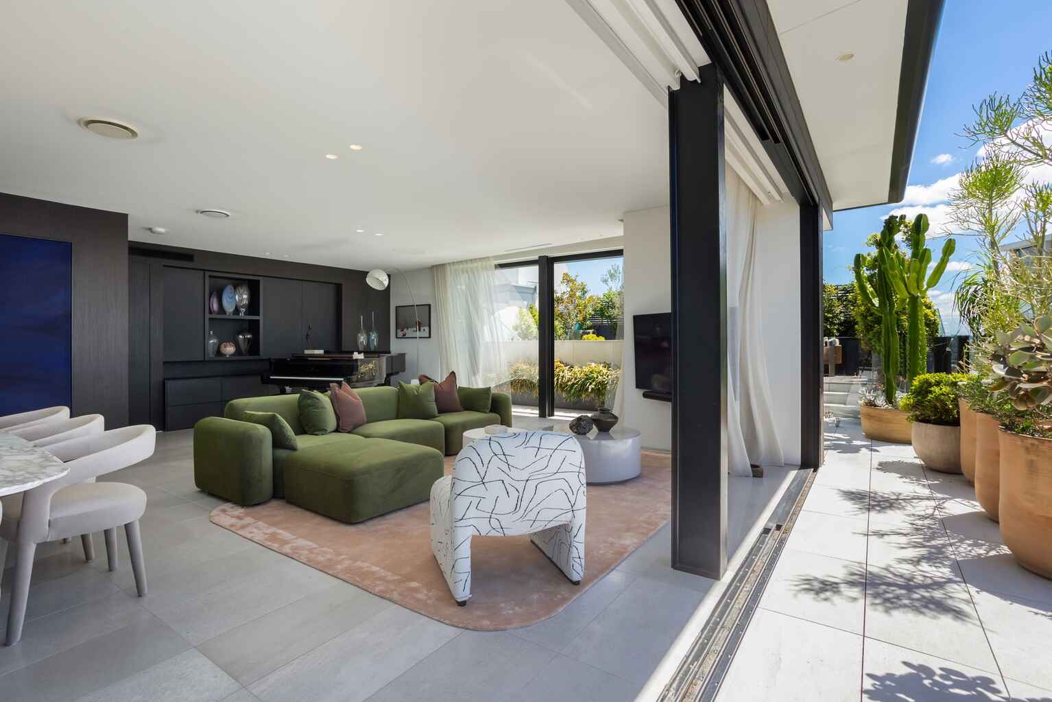 81/6 Greenknowe Avenue Elizabeth Bay