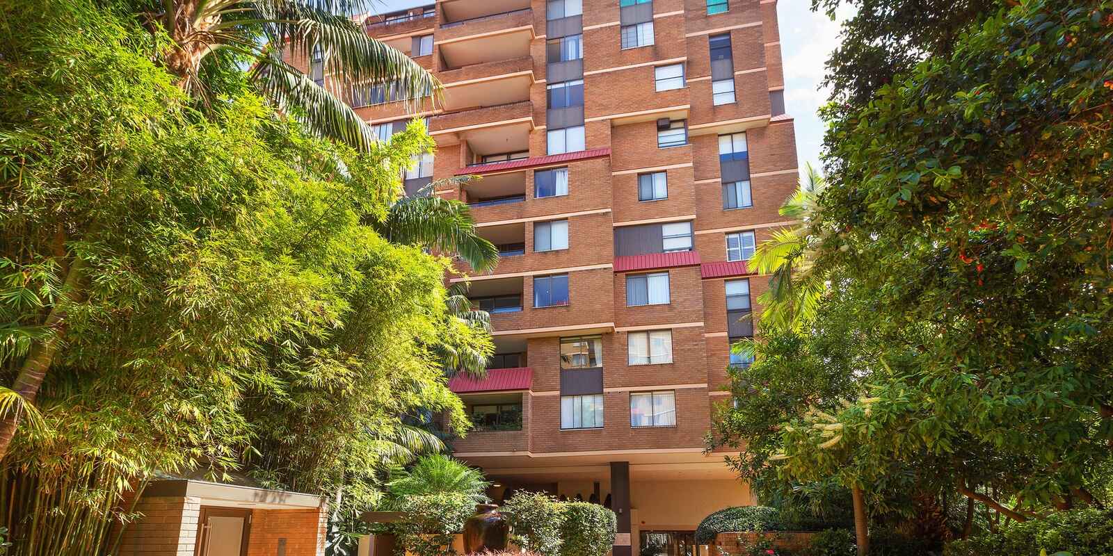 1904/73 Victoria Street Potts Point