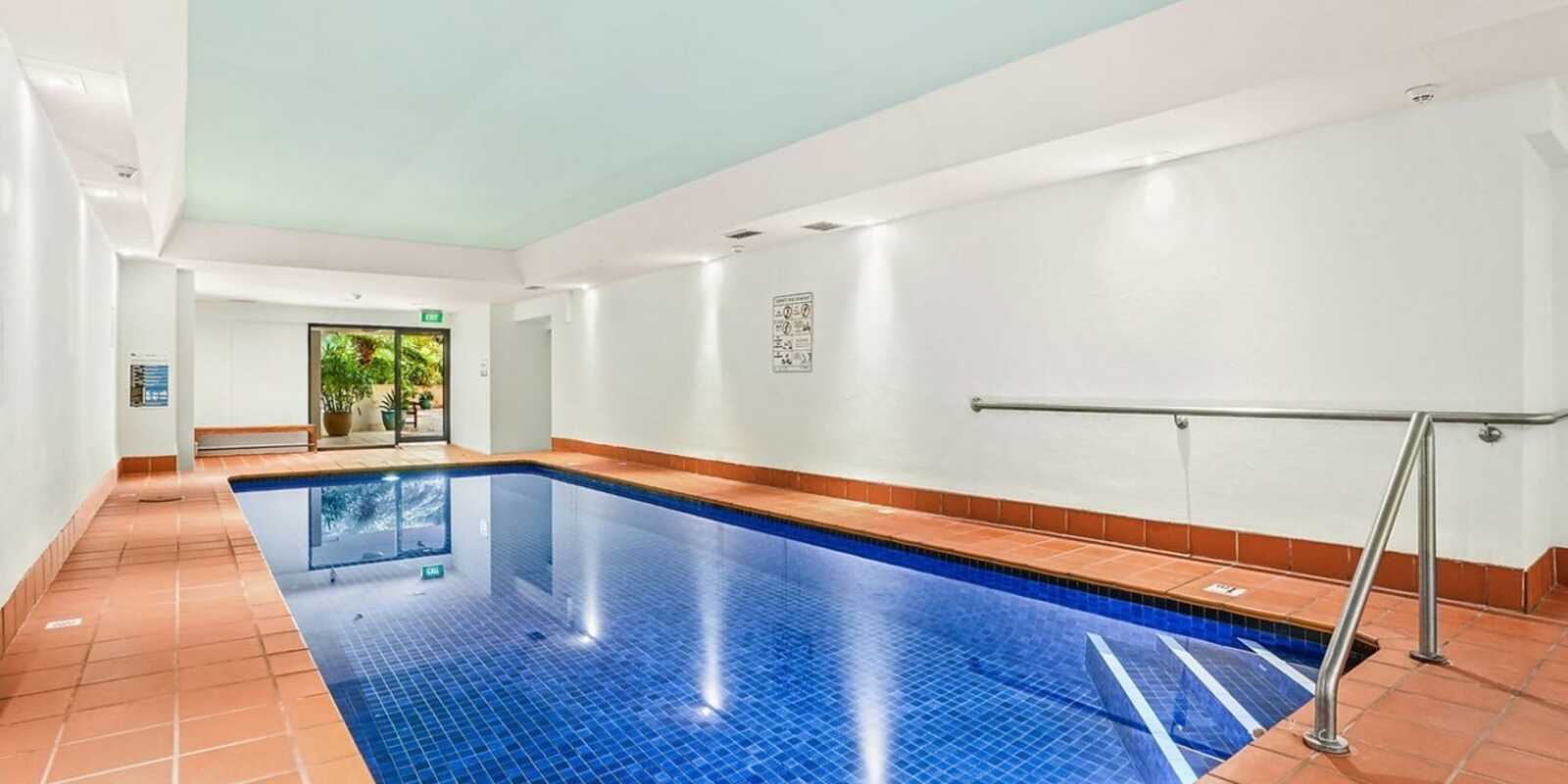 910/73 Victoria Street Potts Point 910/73 Victoria Street Potts Point