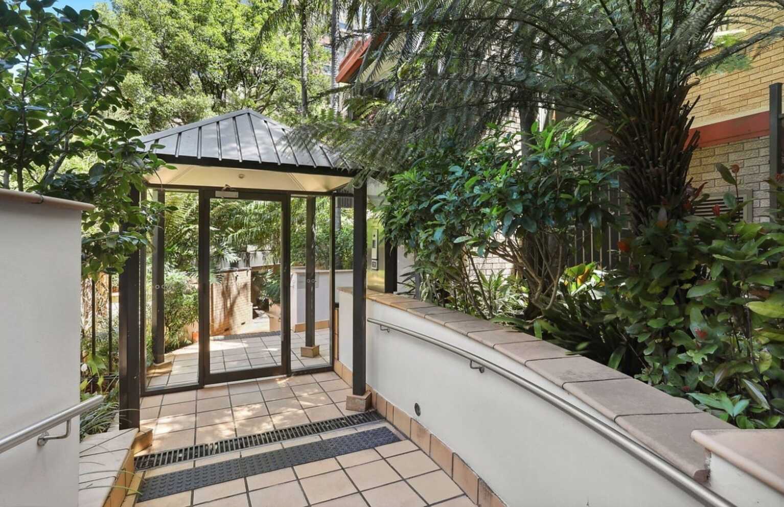 910/73 Victoria Street Potts Point 910/73 Victoria Street Potts Point