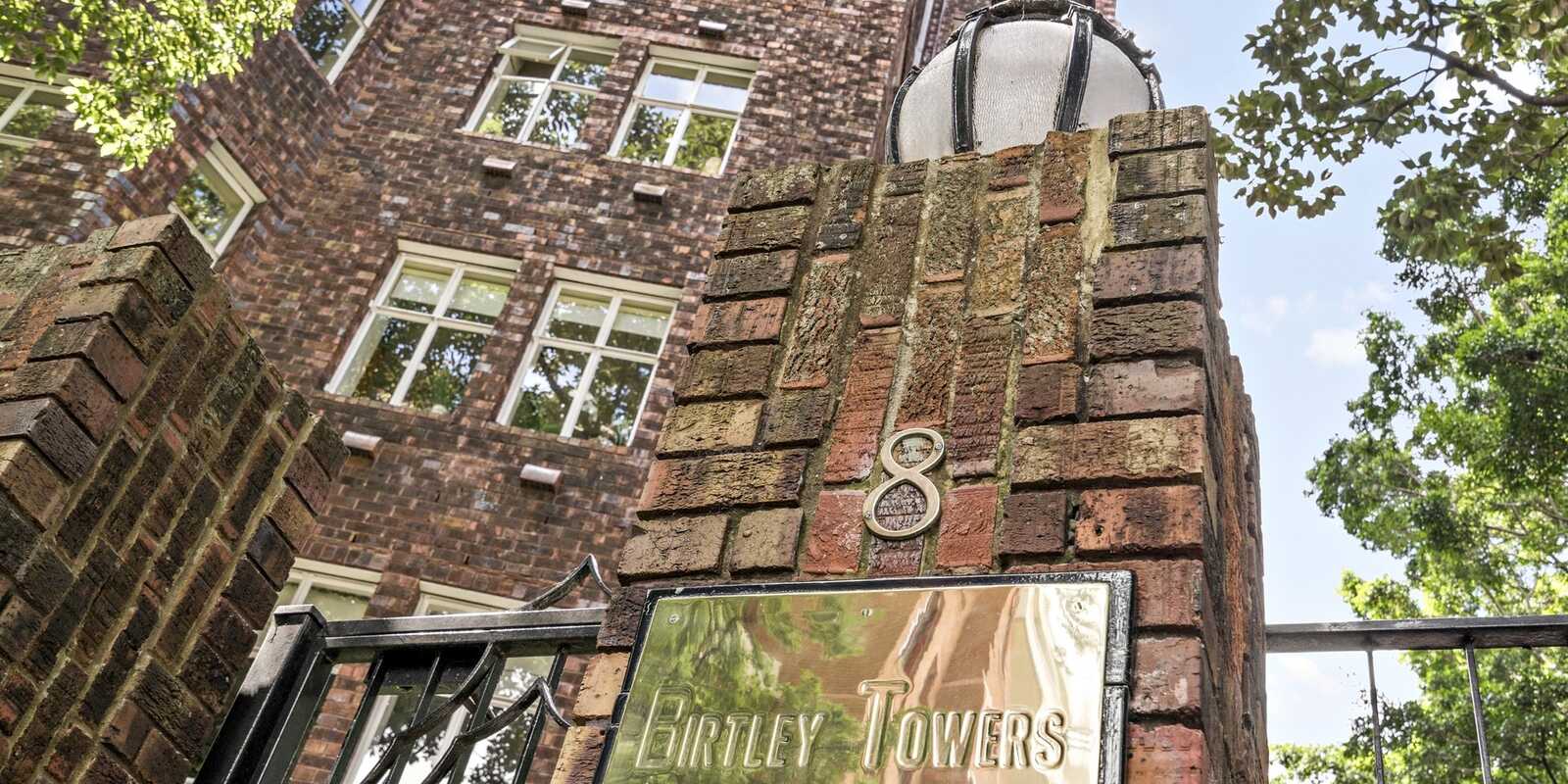 63/8 Birtley Place Elizabeth Bay 63/8 Birtley Place Elizabeth Bay