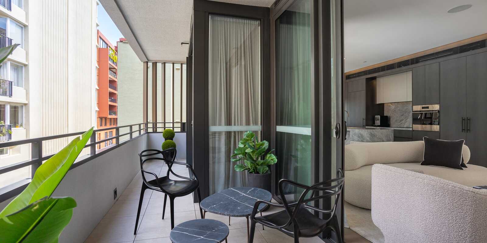 306/11 Greenknowe Avenue Elizabeth Bay