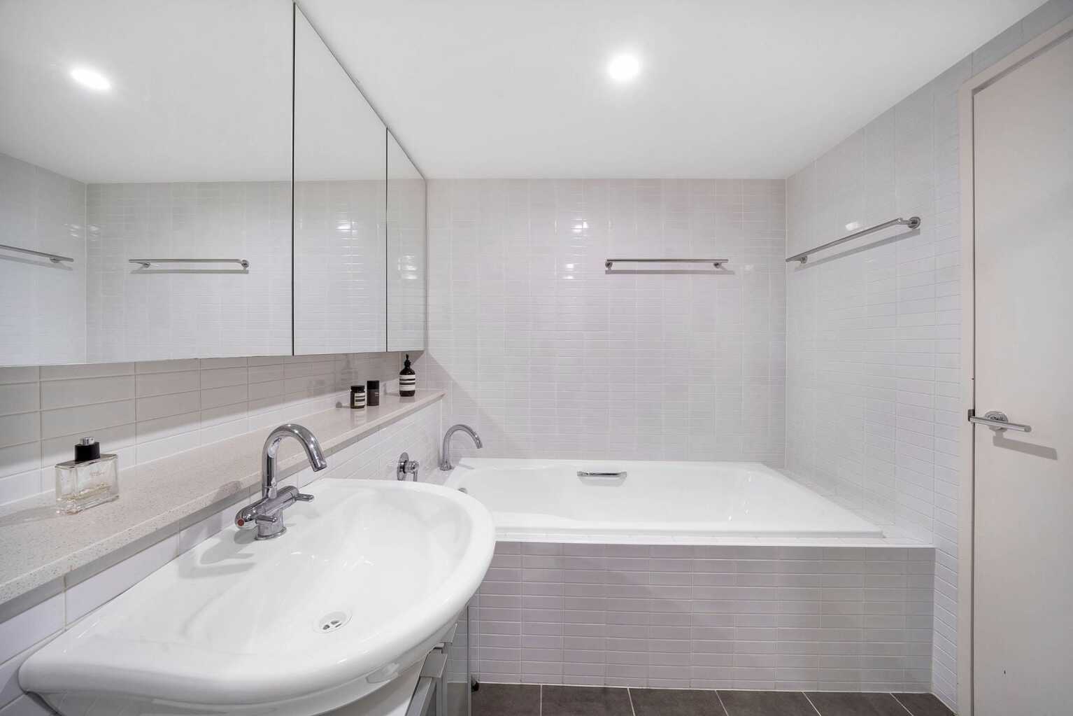 27D/82-94 Darlinghurst Road Potts Point