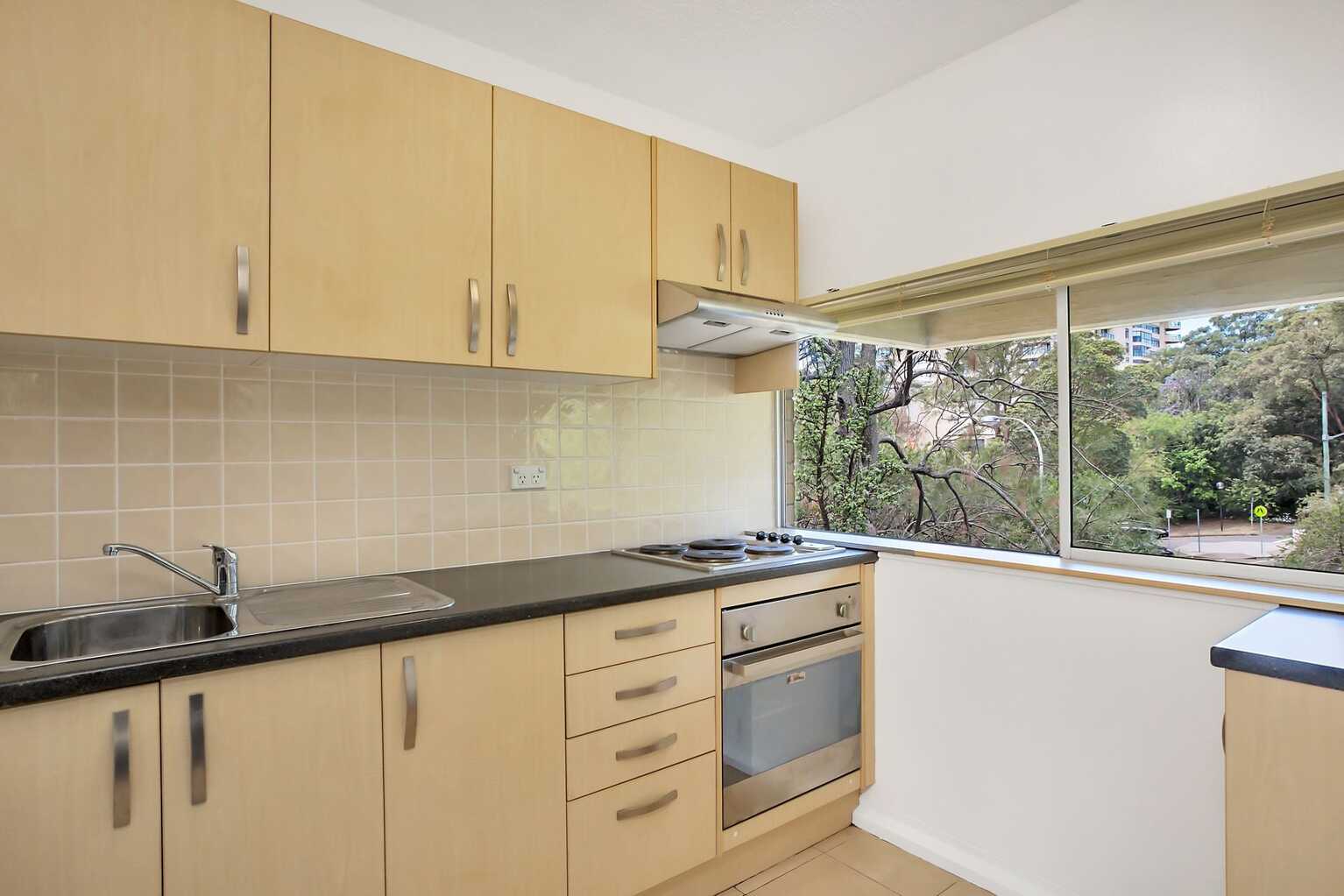 501/10 New McLean Street Edgecliff