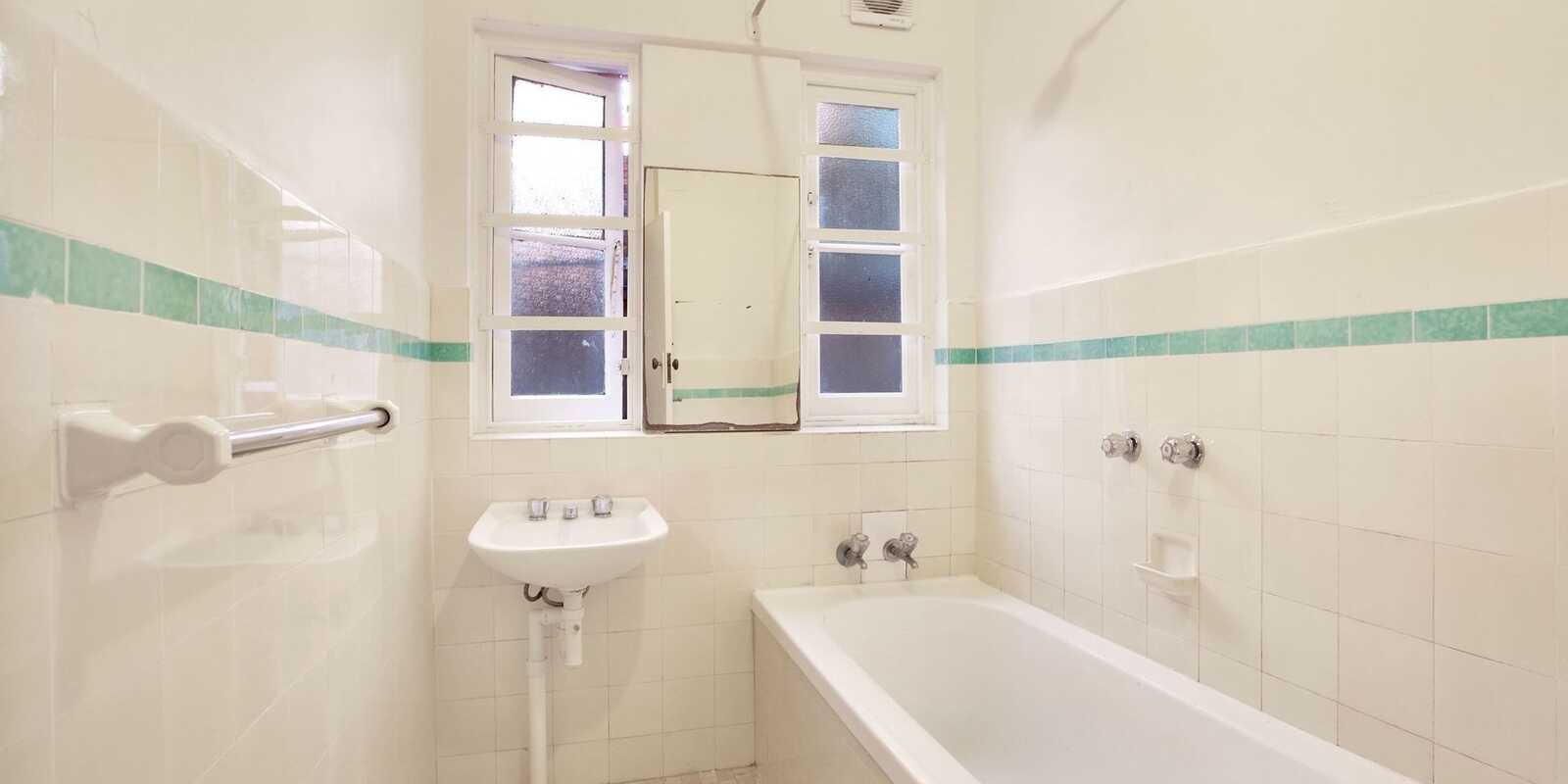 1/26 Balfour Road Rose Bay