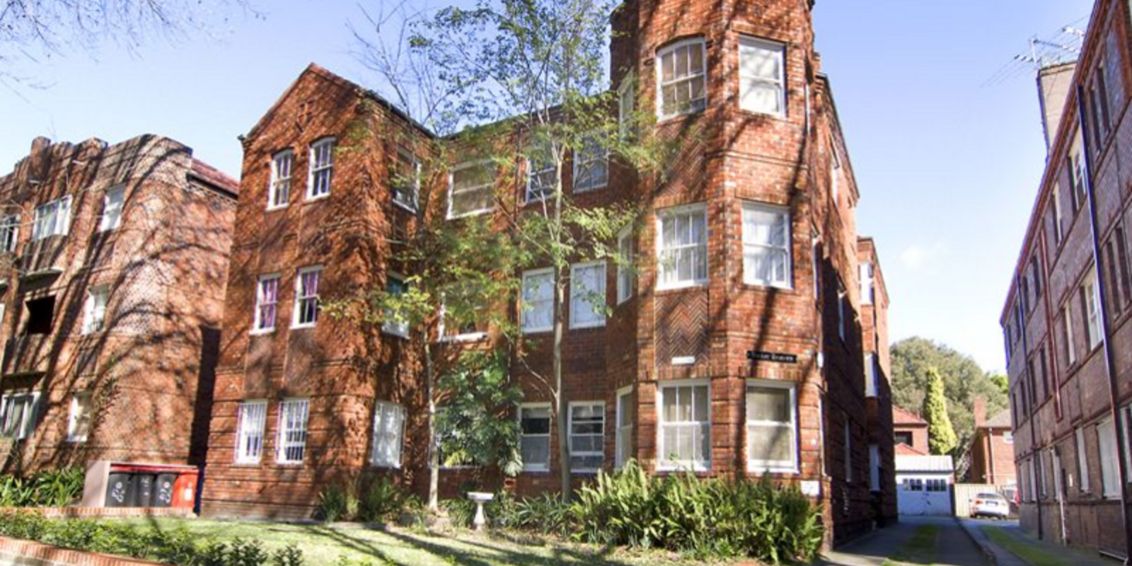 1/26 Balfour Road Rose Bay