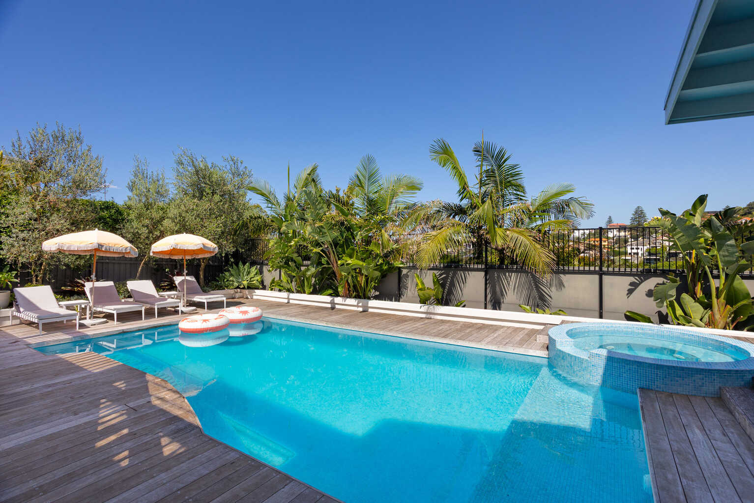 73 Hewlett Street Bronte